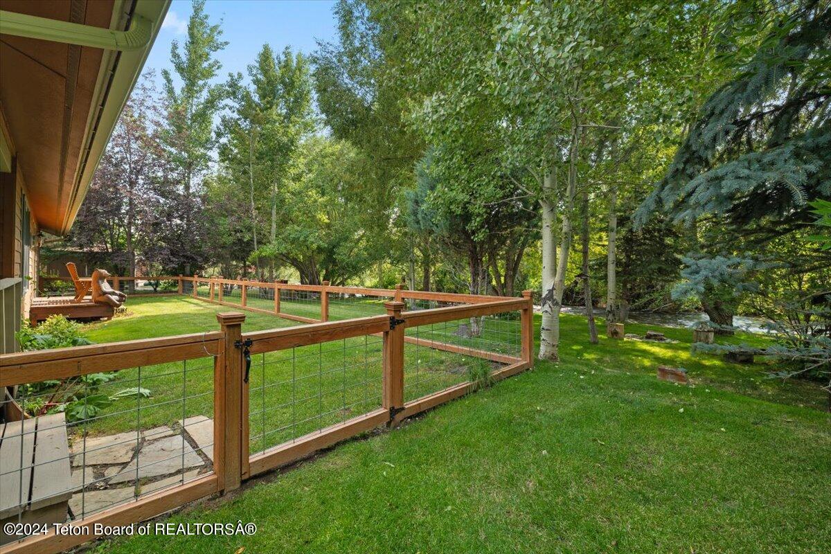 2044 HIDDEN RANCH Loop