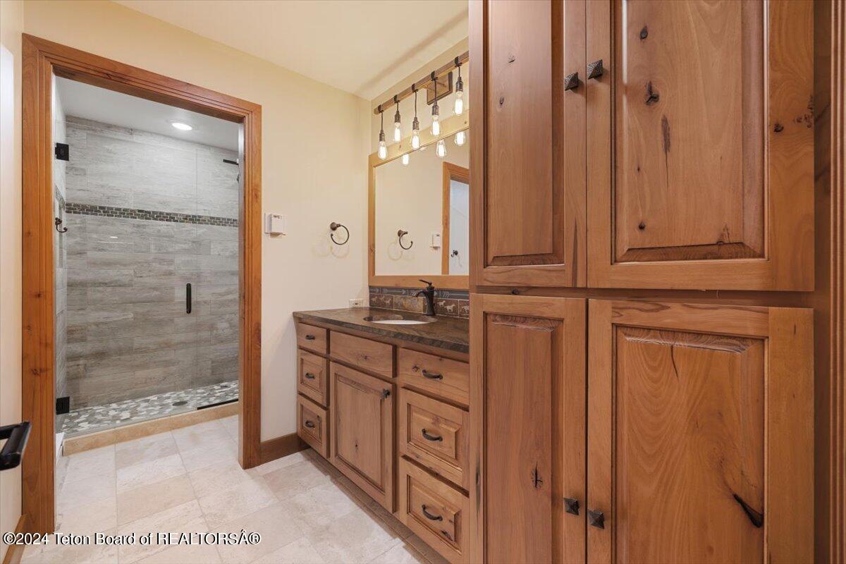 2044 HIDDEN RANCH Loop