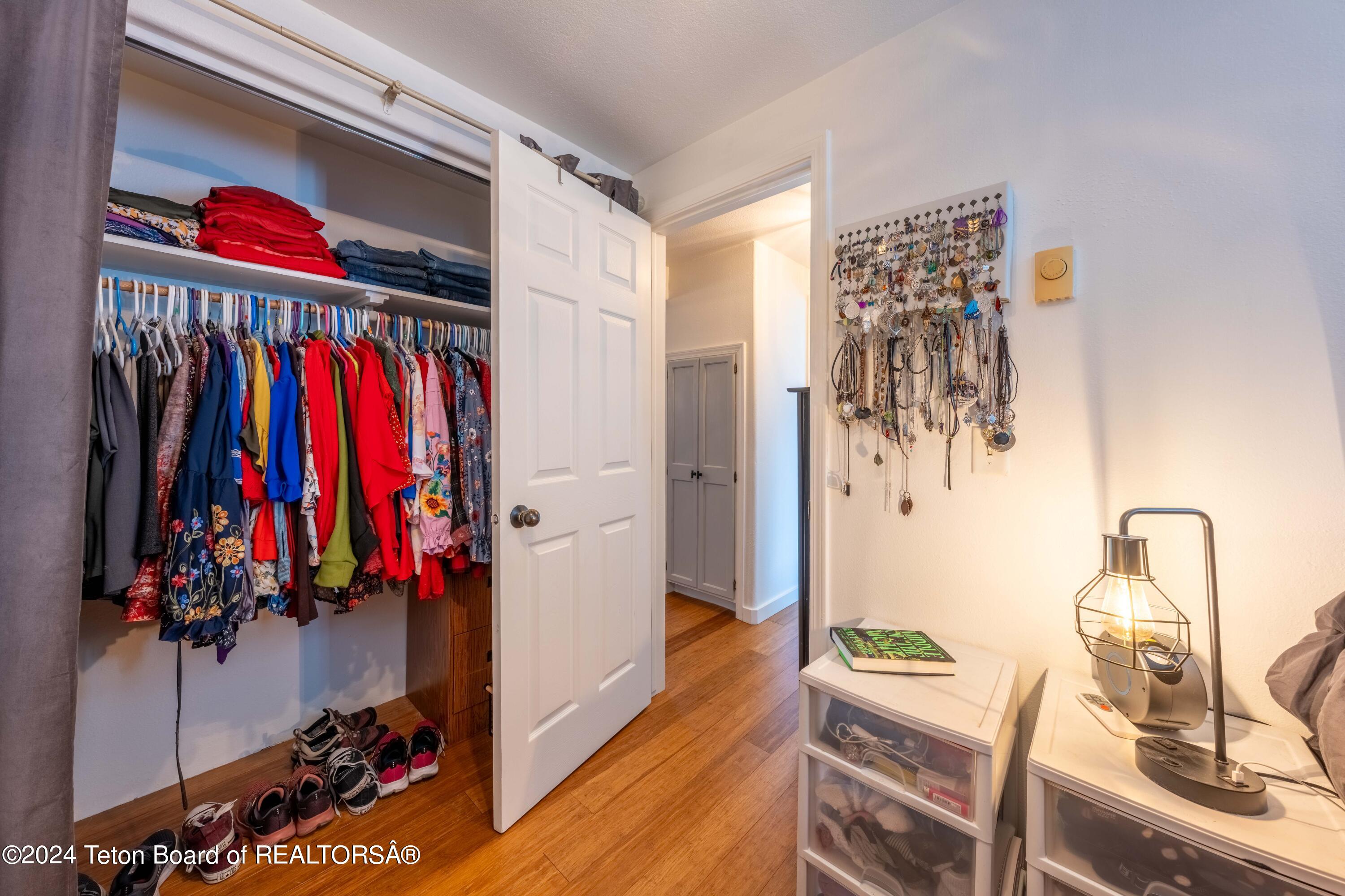 750 POWDERHORN Lane, L-2