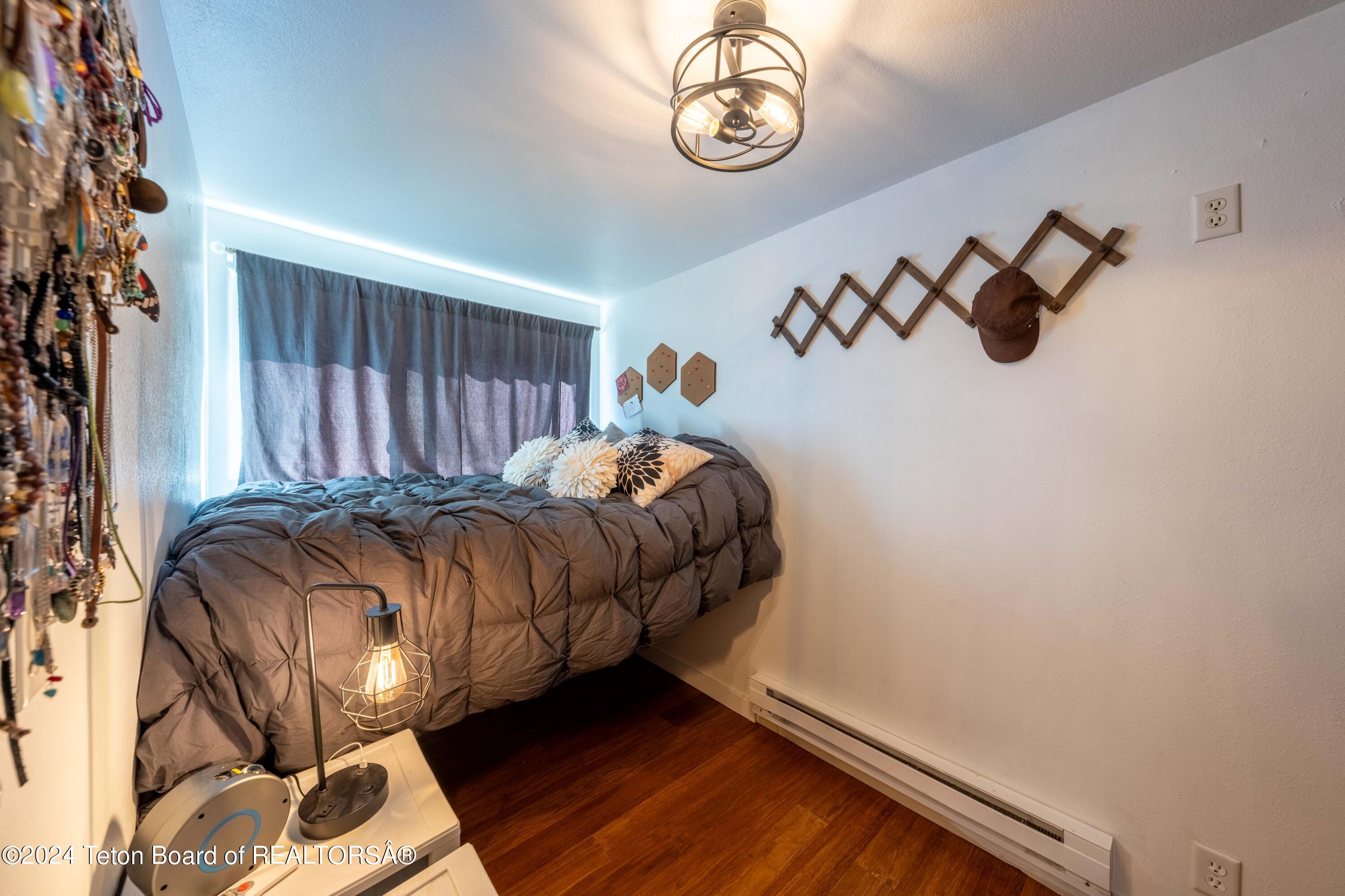 750 POWDERHORN Lane, L-2