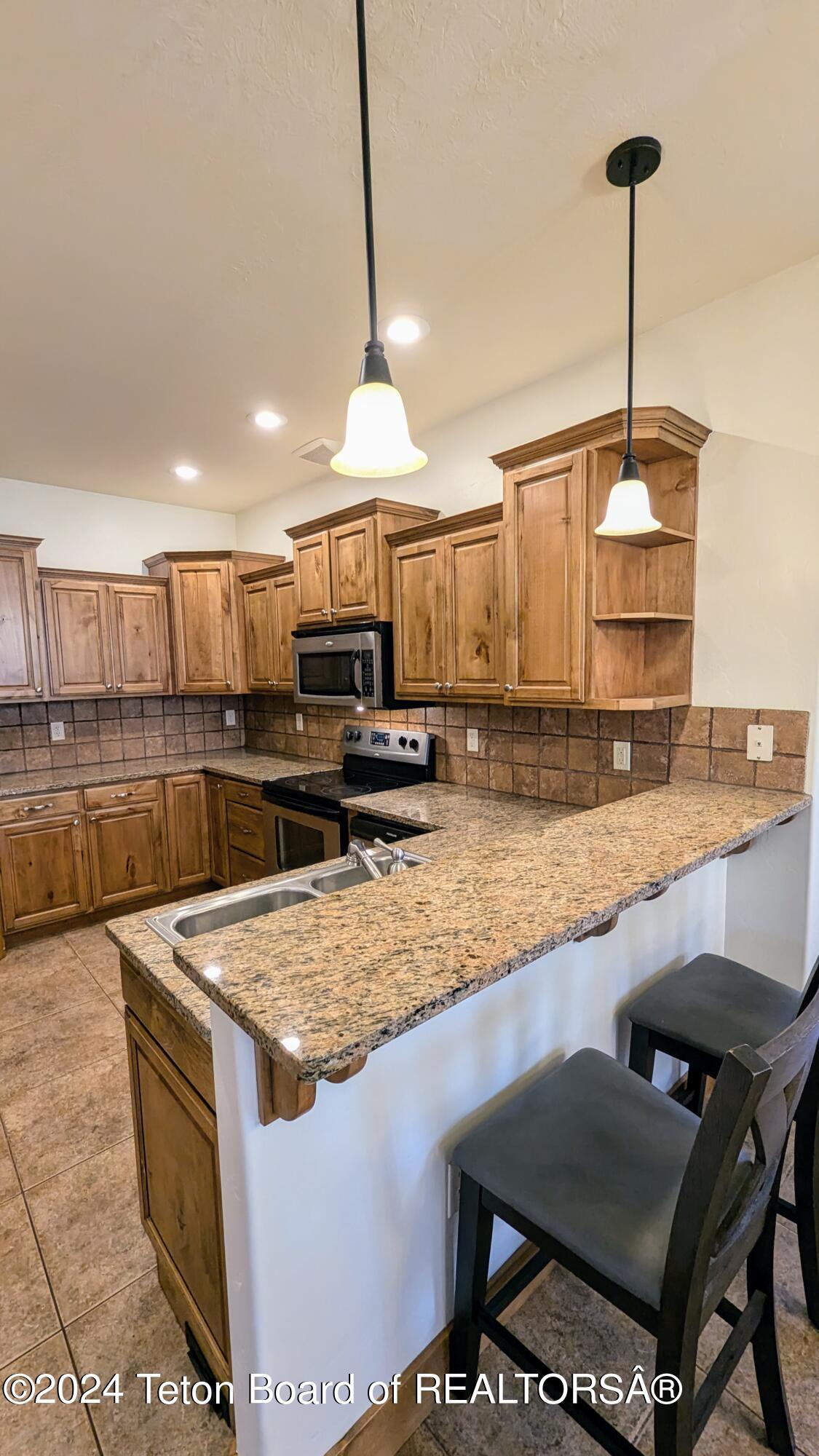 715 MORAINE Court, 13 BLOCK 3