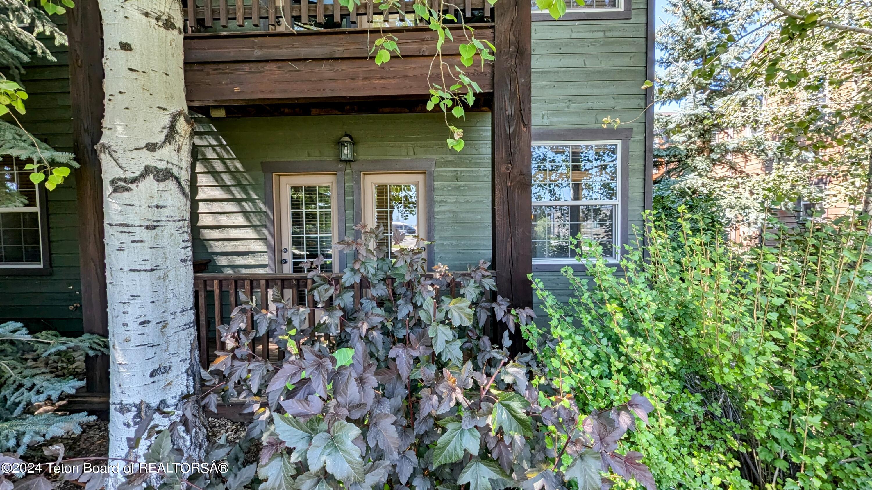 715 MORAINE Court, 13 BLOCK 3