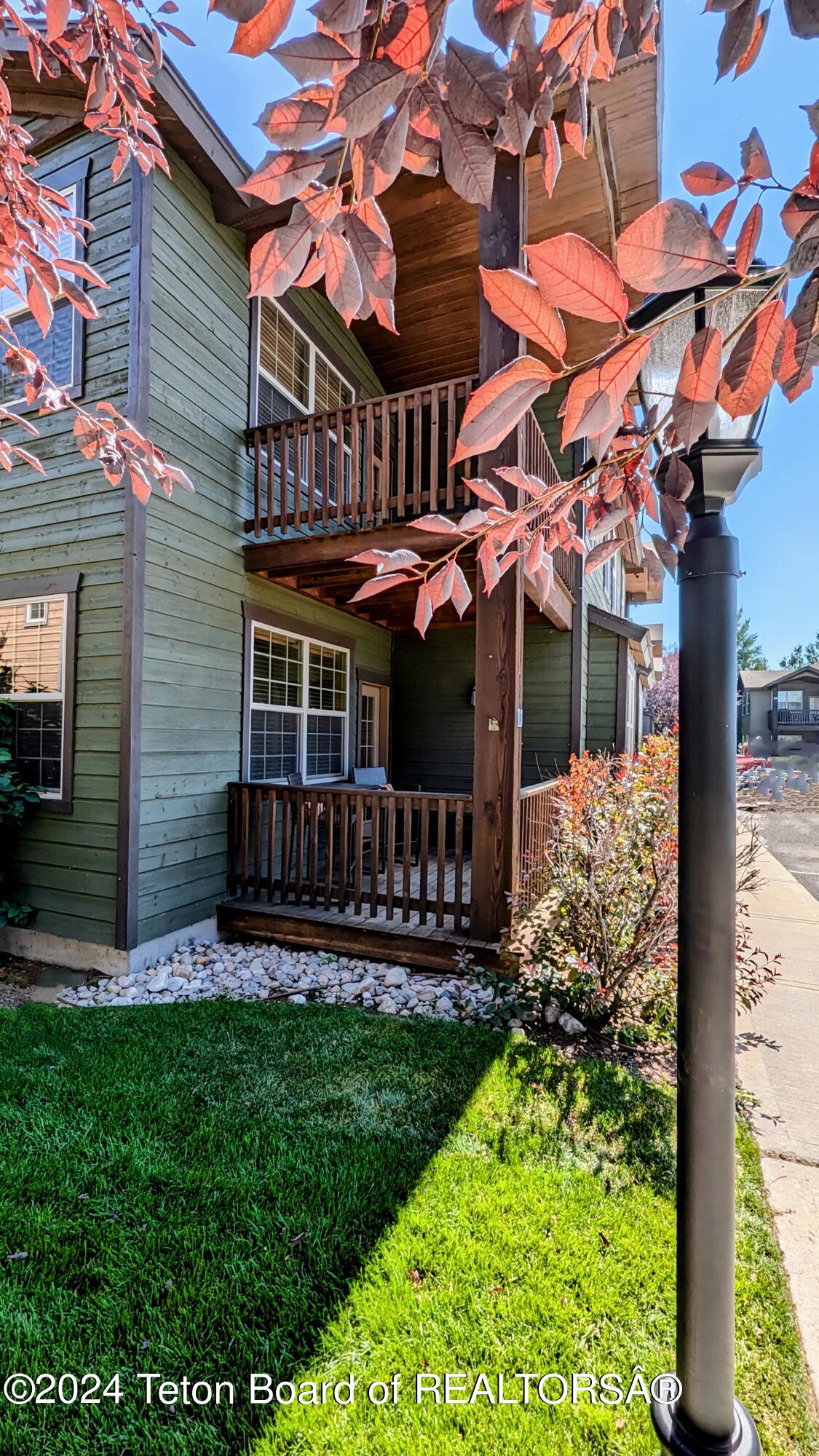 715 MORAINE Court, 13 BLOCK 3