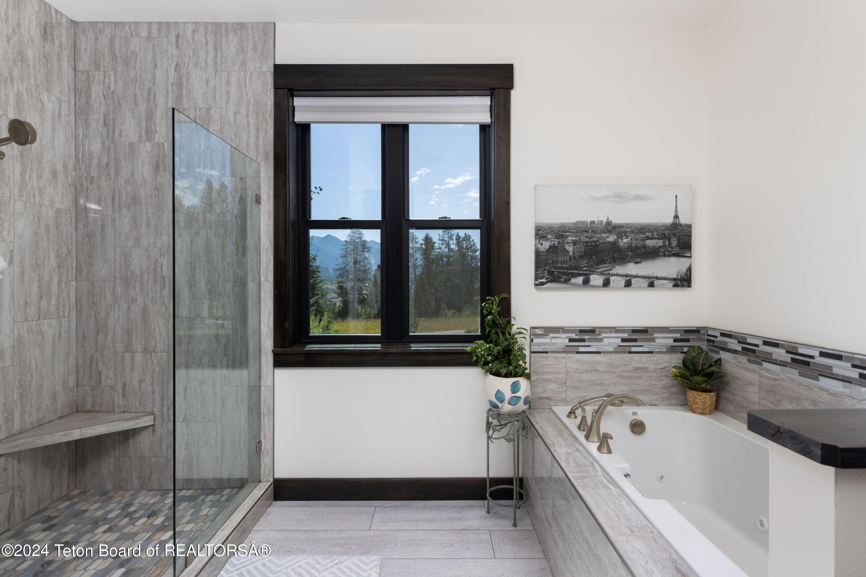 86 CARIBOU FOREST Drive