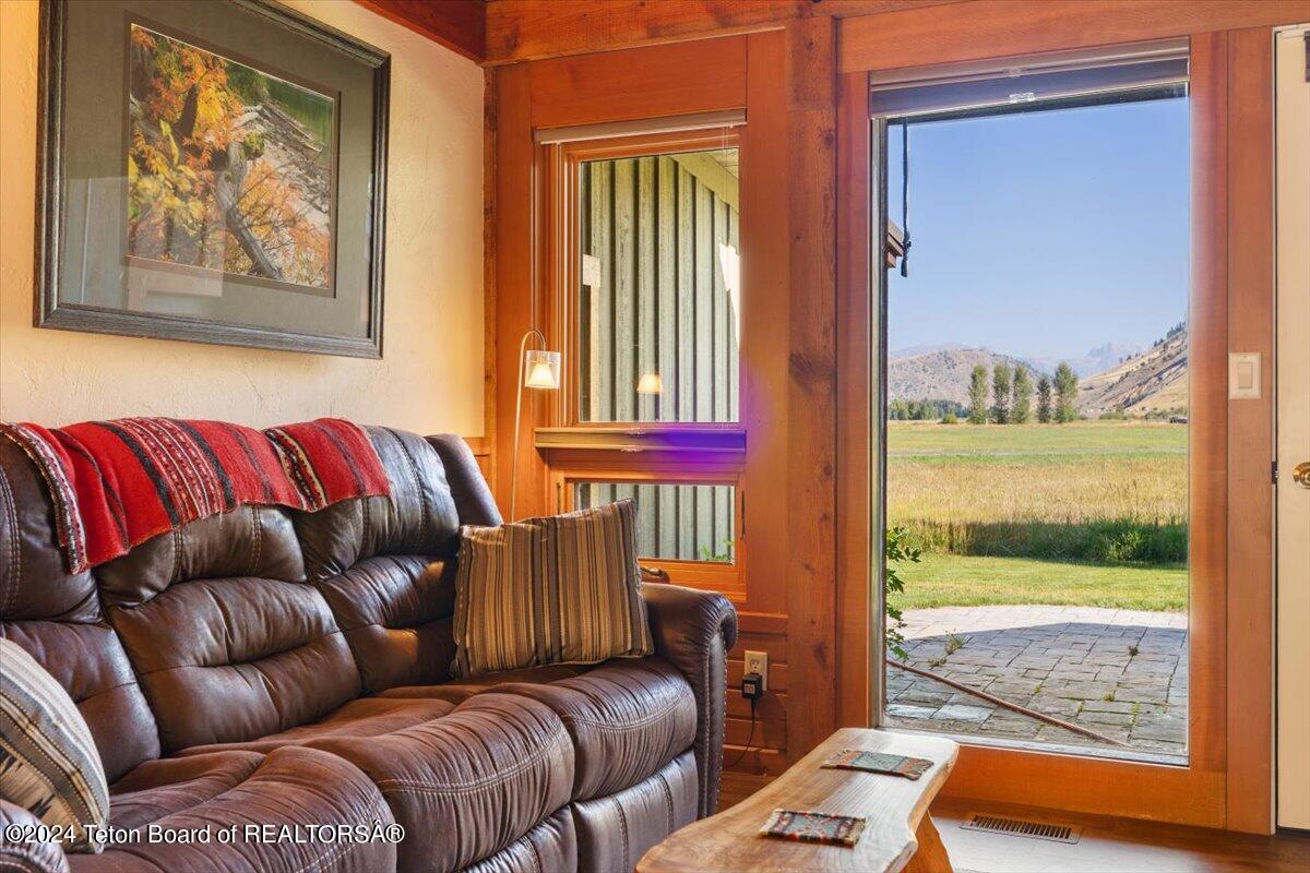 1265 W BULL RAKE Drive