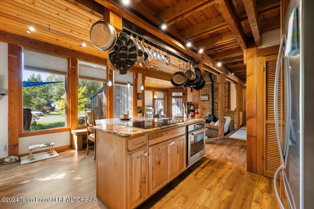 1265 W BULL RAKE Drive