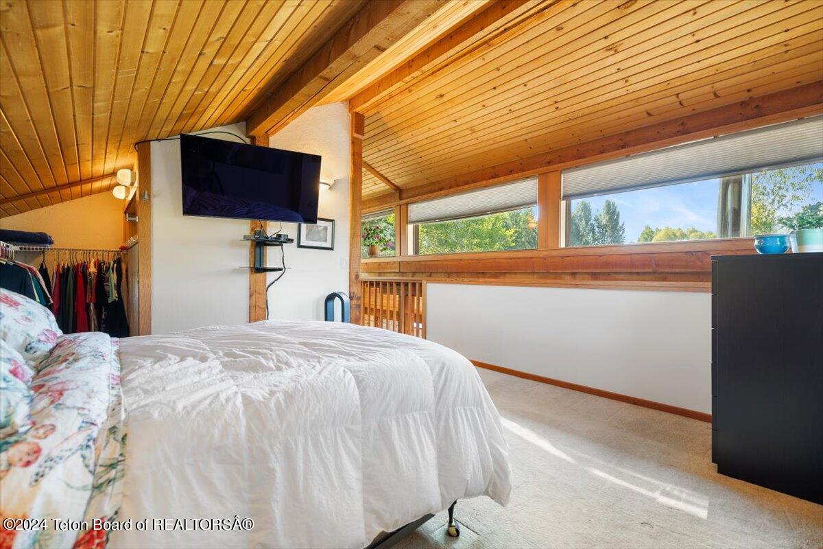 1265 W BULL RAKE Drive