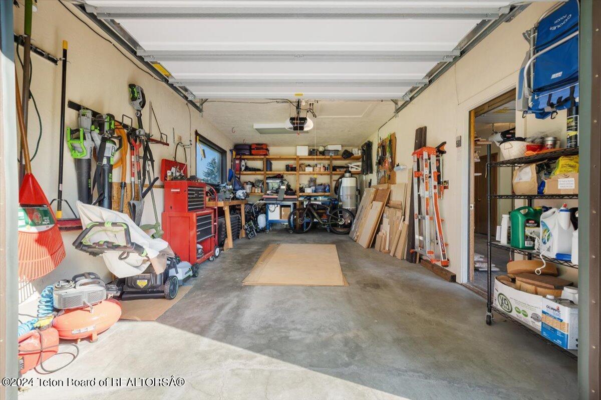 1265 W BULL RAKE Drive