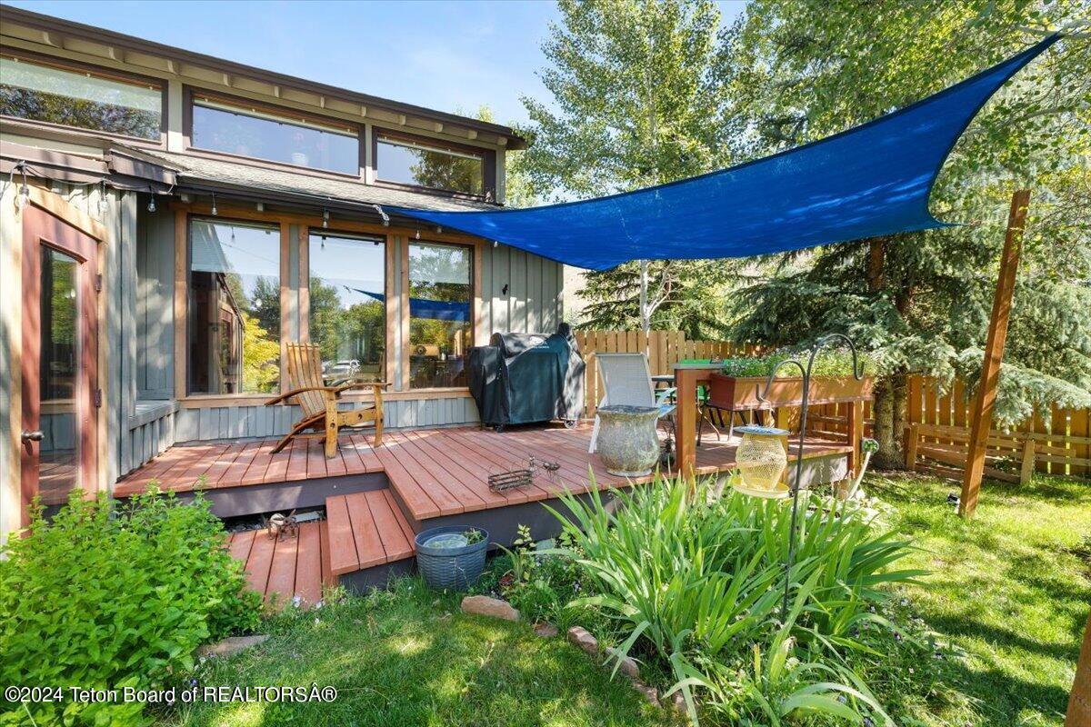 1265 W BULL RAKE Drive