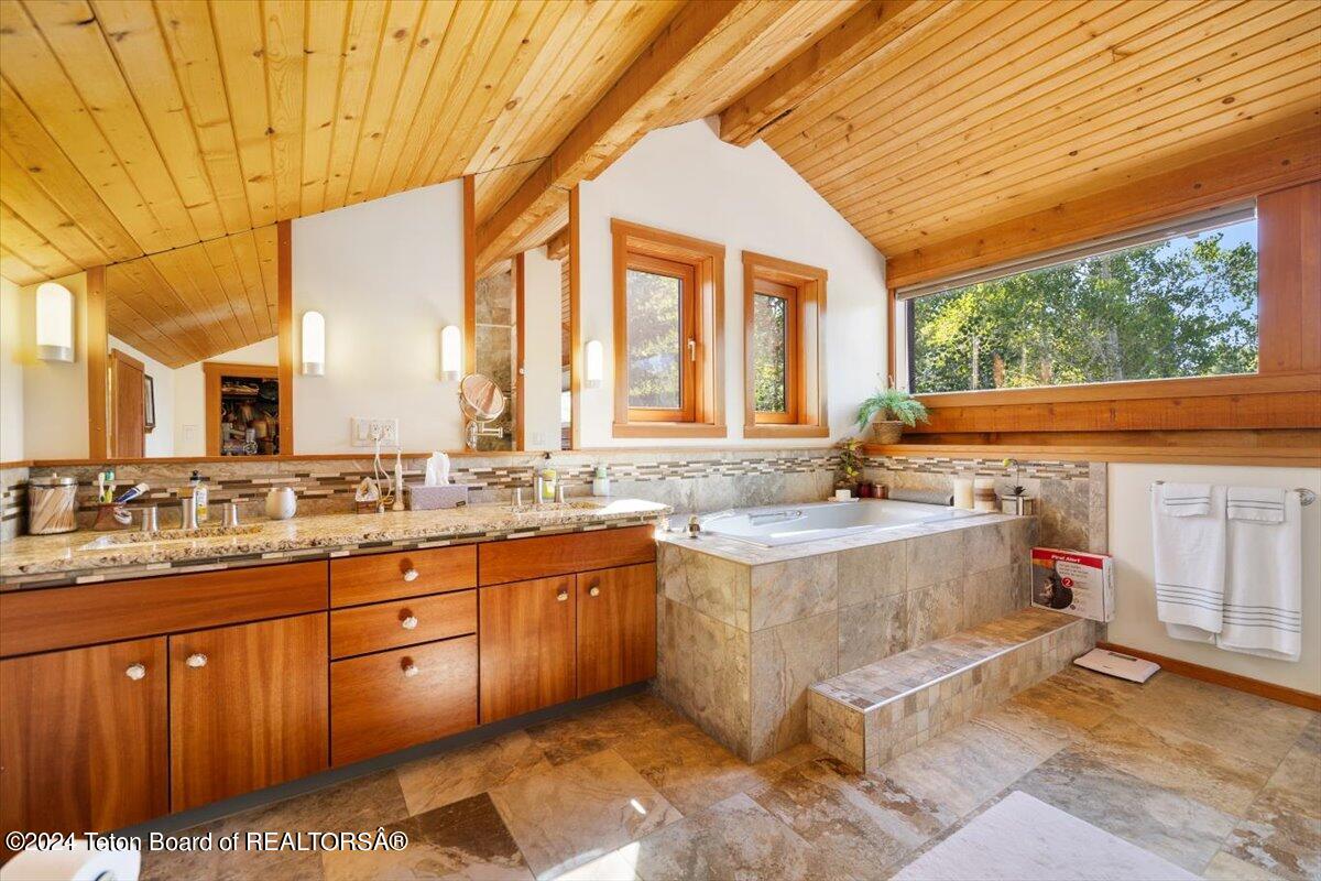 1265 W BULL RAKE Drive