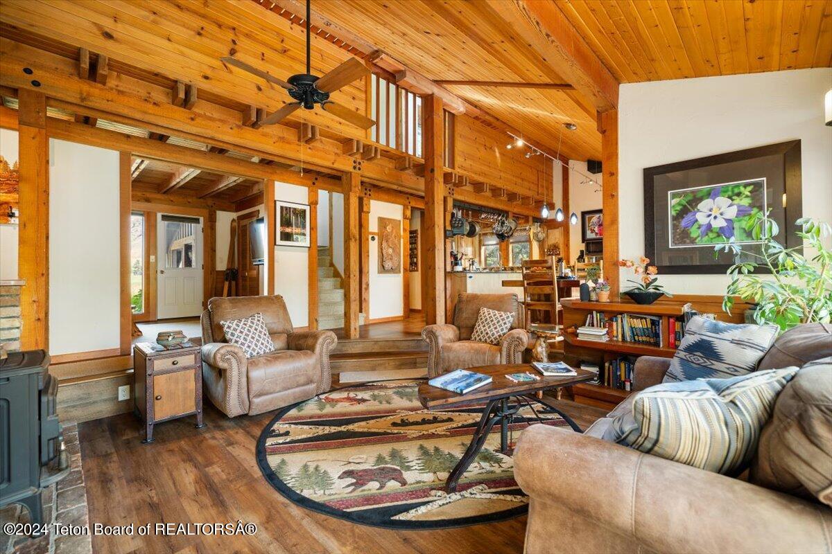 1265 W BULL RAKE Drive