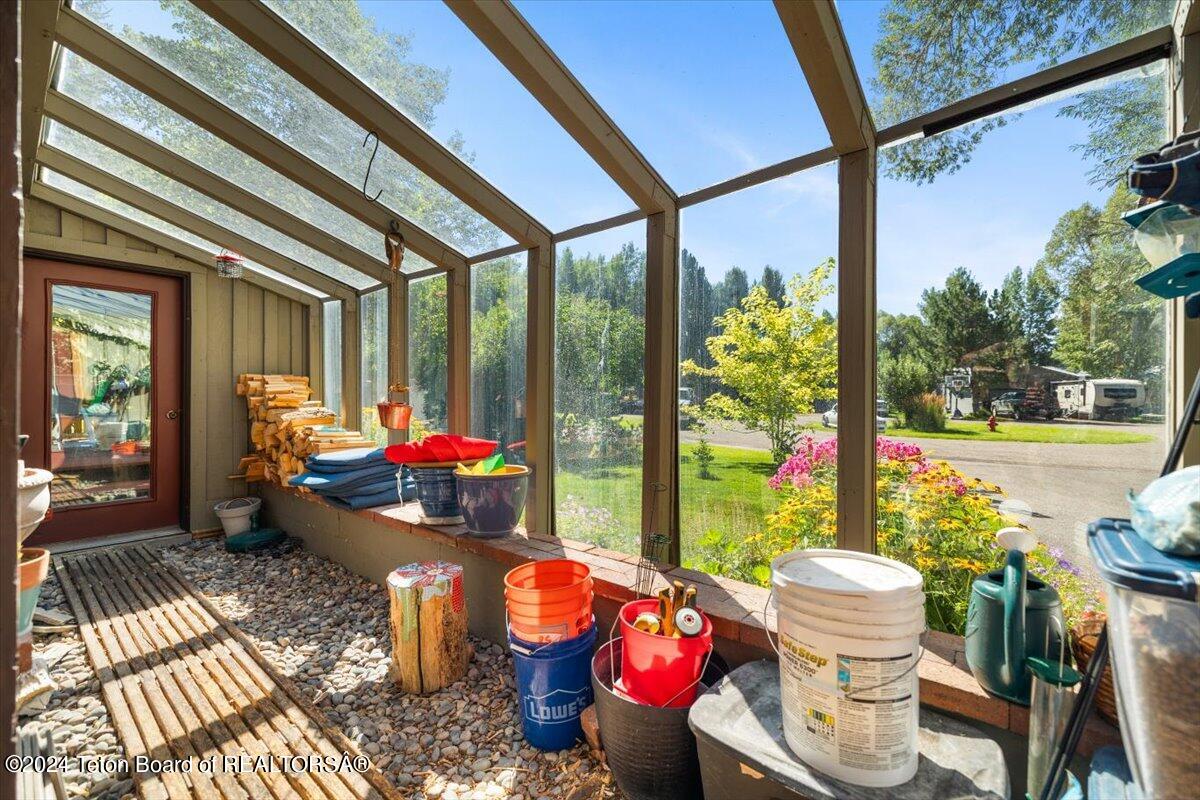 1265 W BULL RAKE Drive