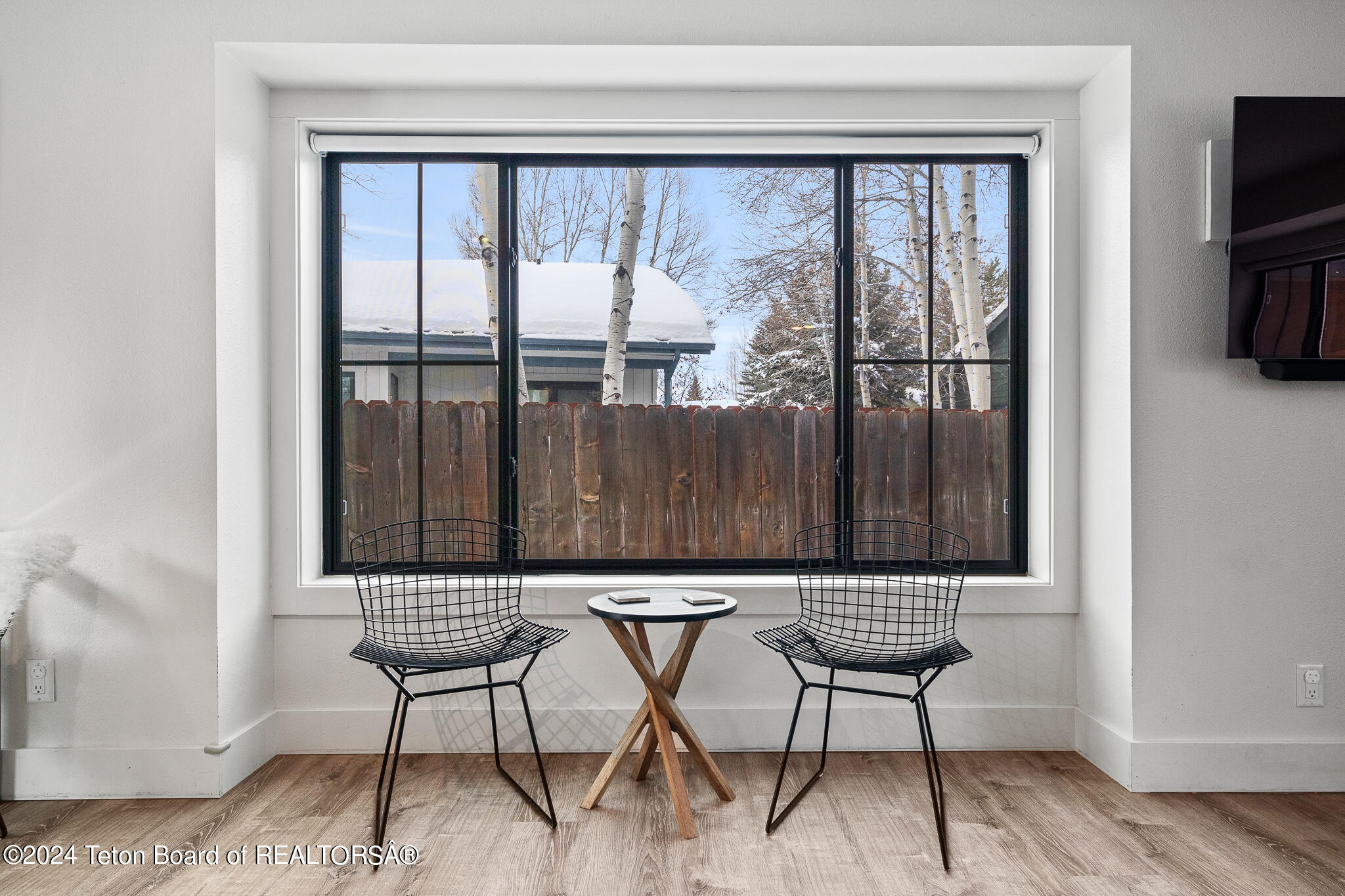 2039 DANDELION Court