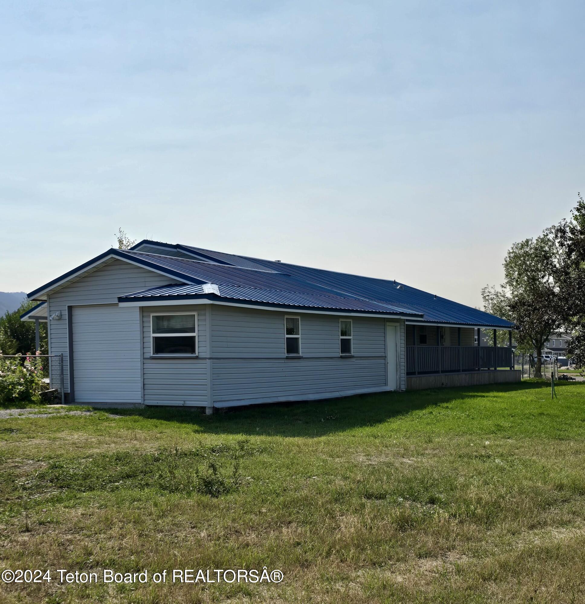 175 GOOD NEIGHBOR Lane