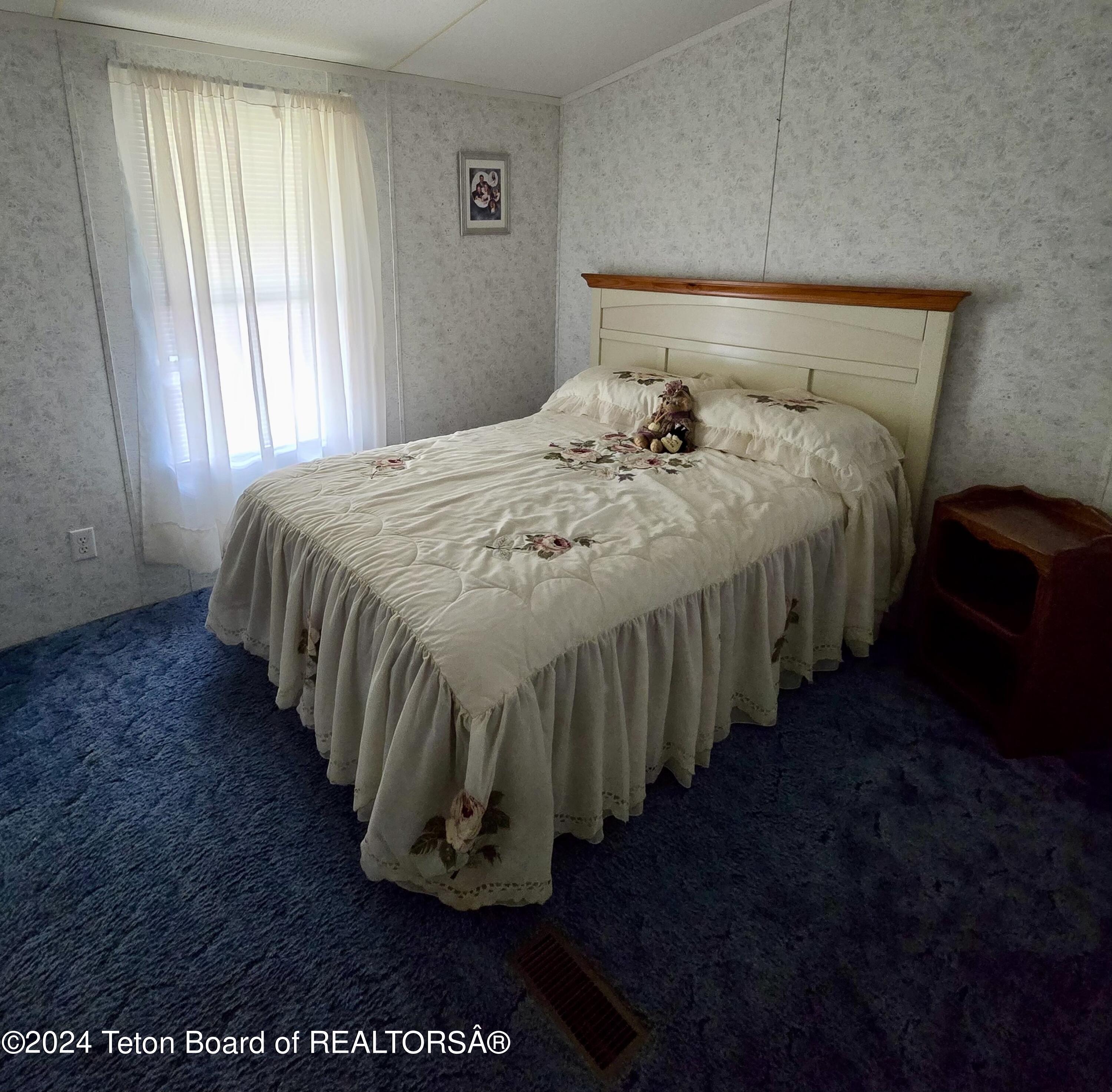 175 GOOD NEIGHBOR Lane