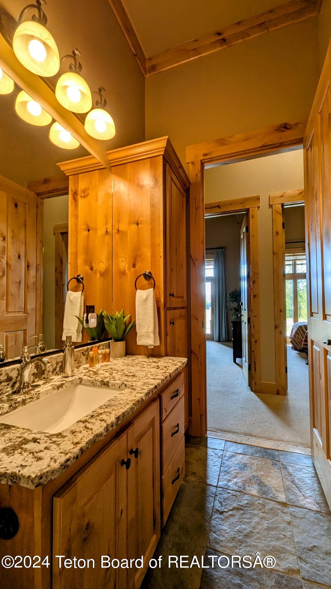 122 HASTINGS Drive, 109