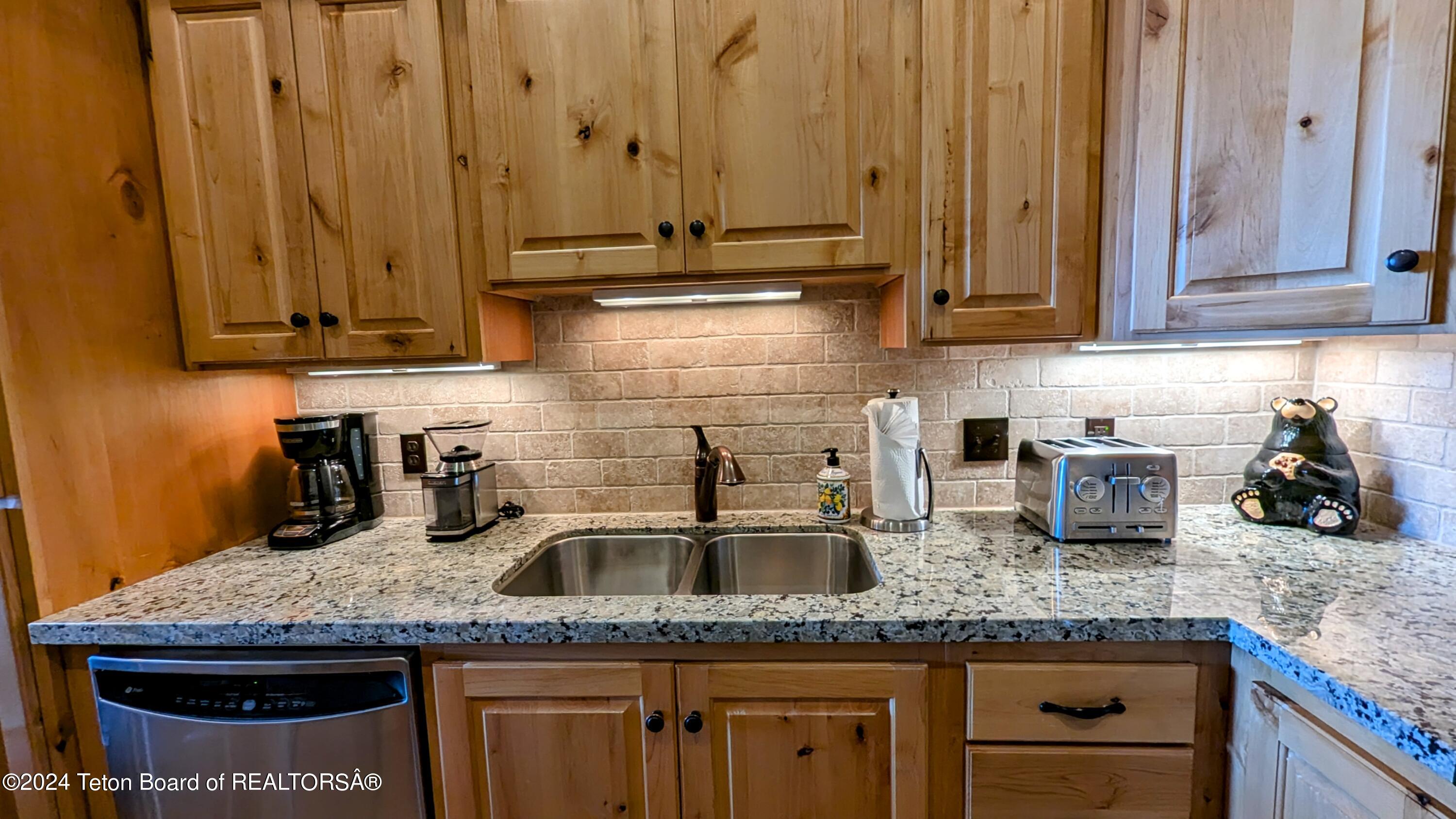 122 HASTINGS Drive, 109