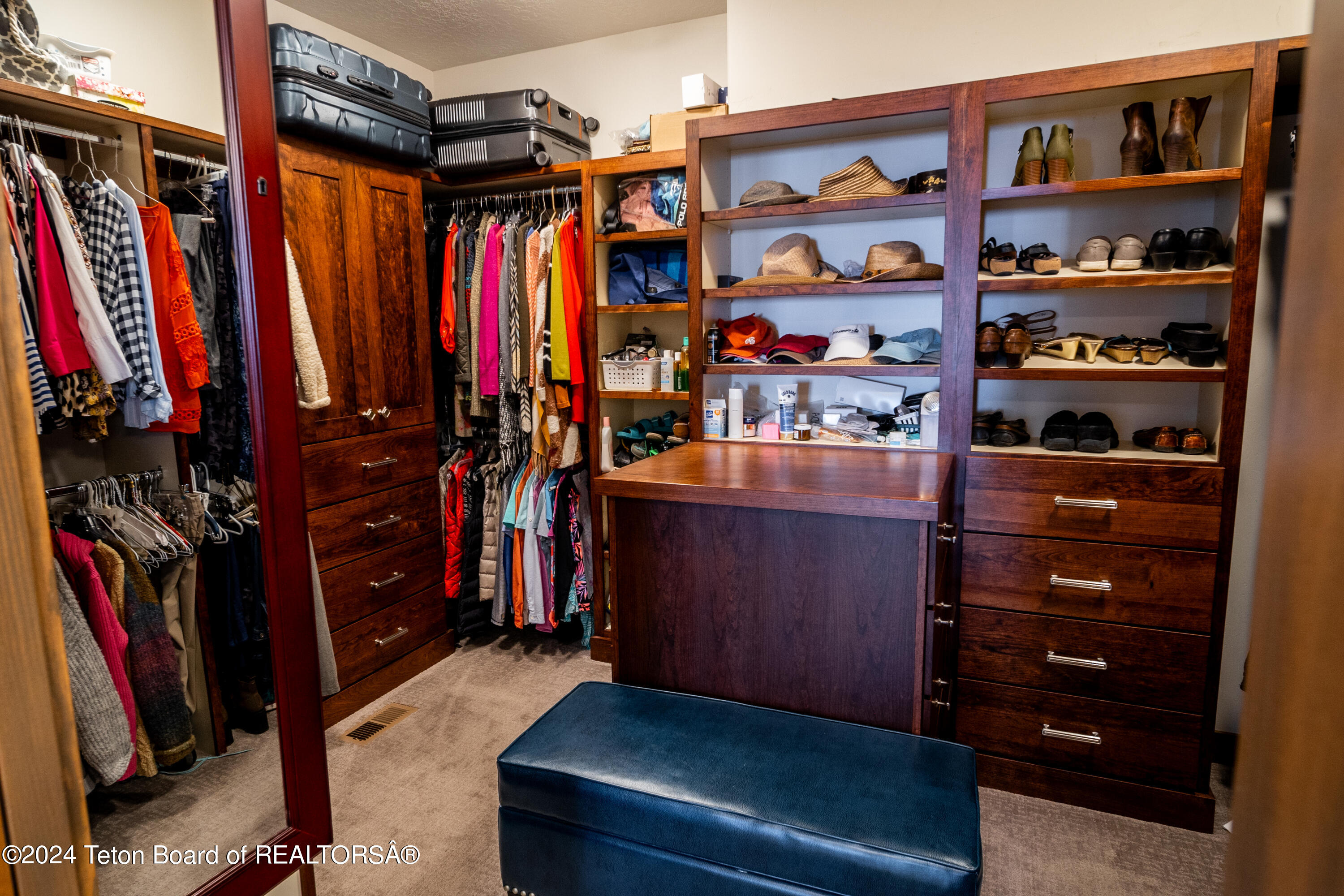 60 SHOOTING STAR DRIVE