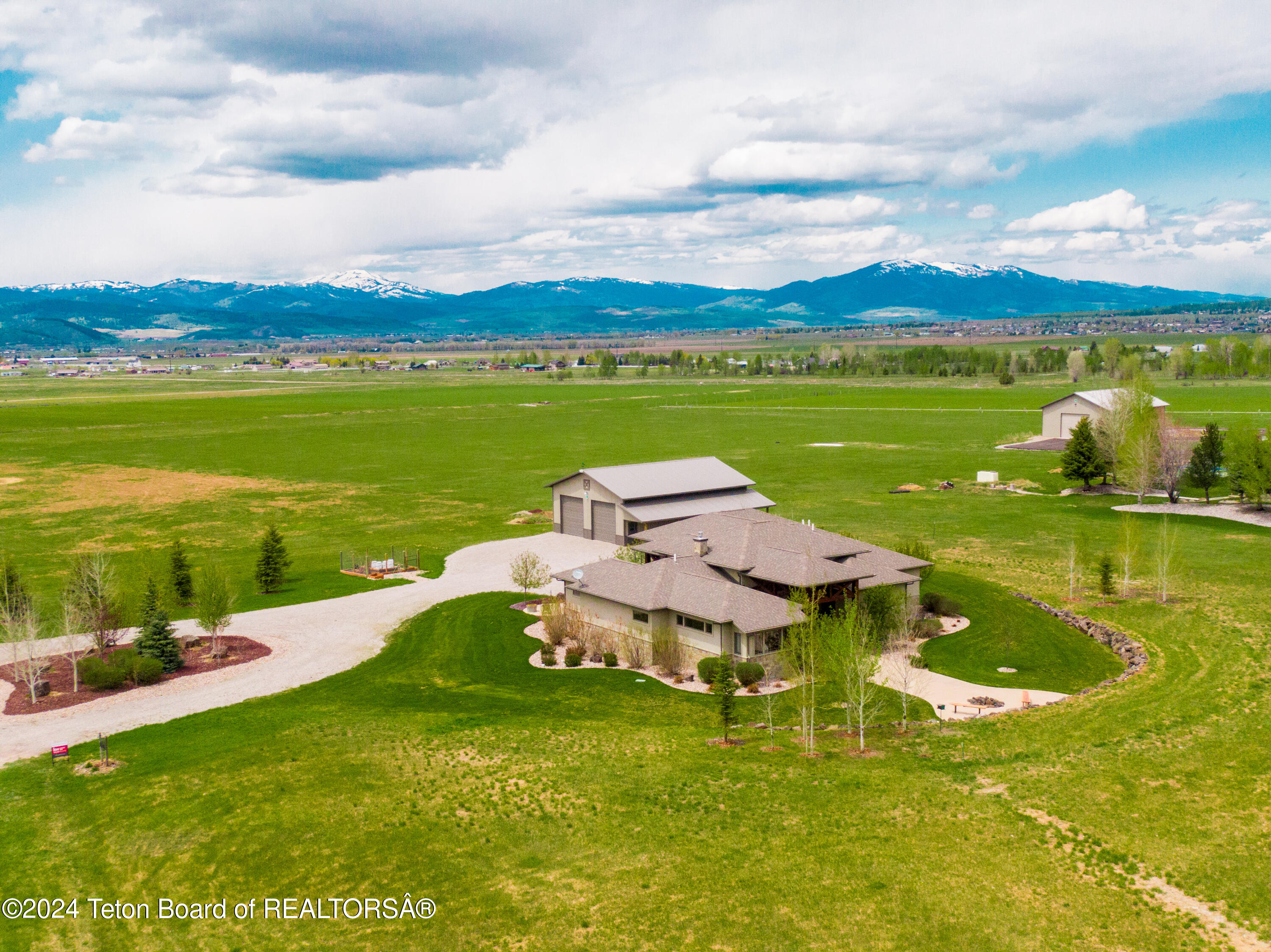 60 SHOOTING STAR DRIVE