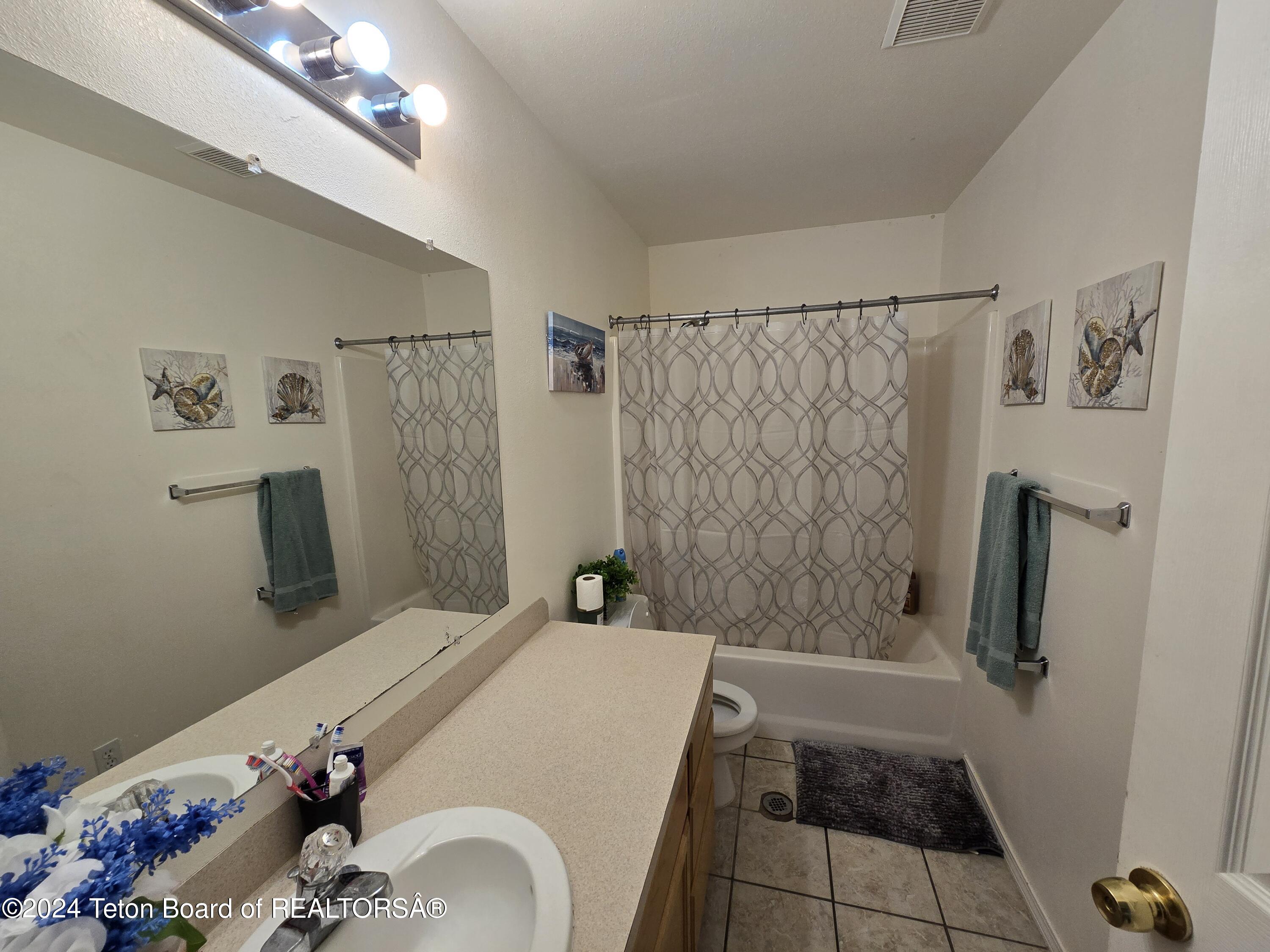 121 WRIGHT STREET #8