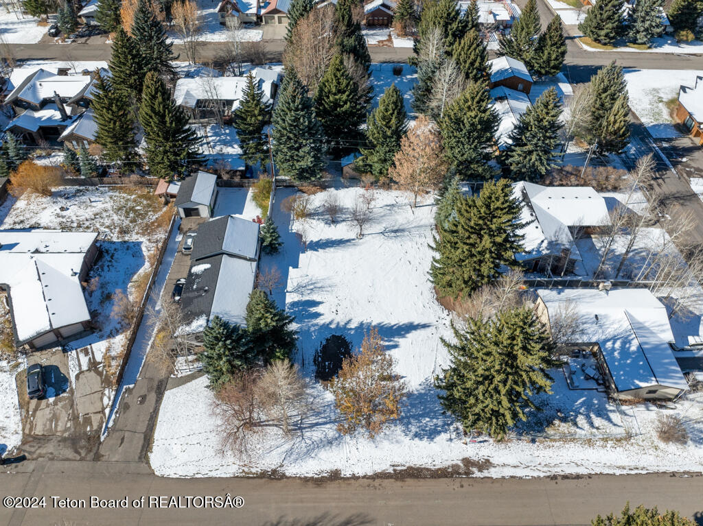 175 N GROS VENTRE Street