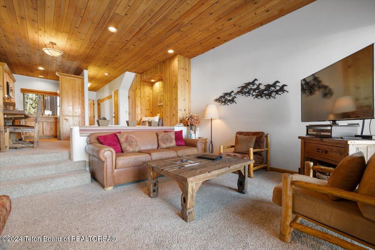 1668 N EAST BUTTE Road, 3146-47