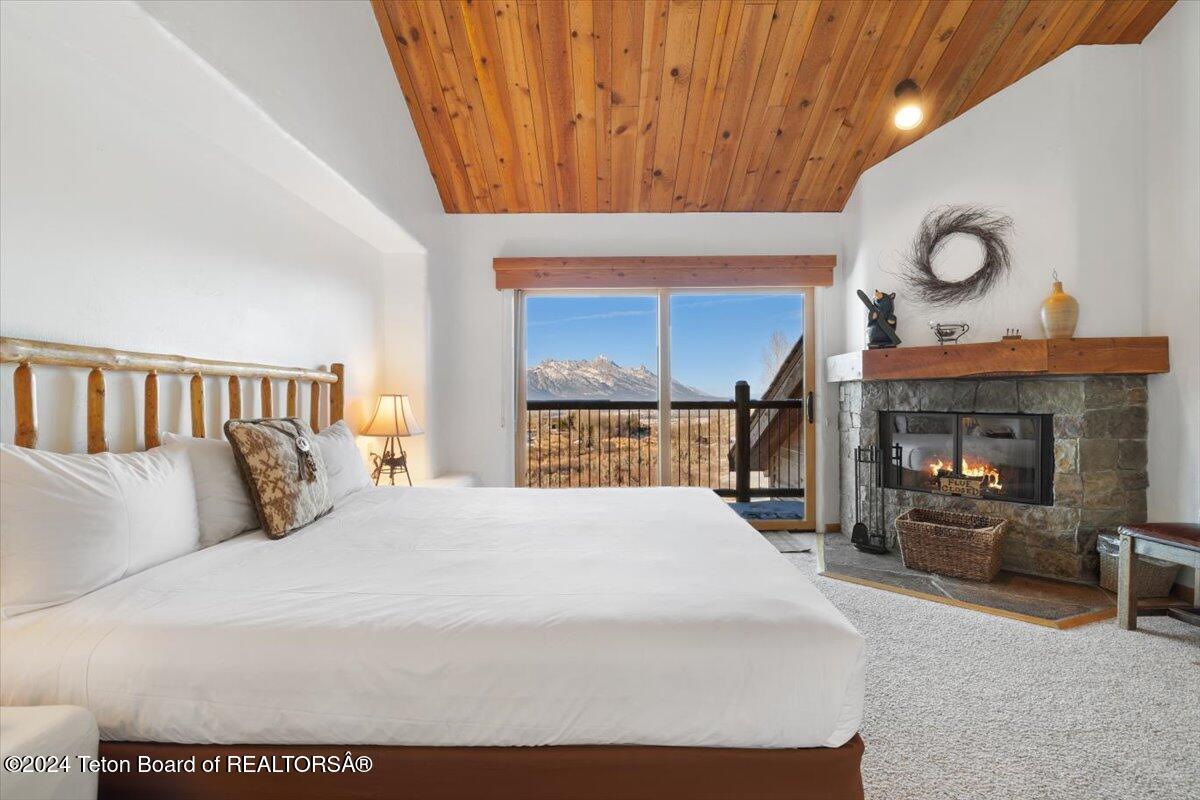 1668 N EAST BUTTE Road, 3146-47