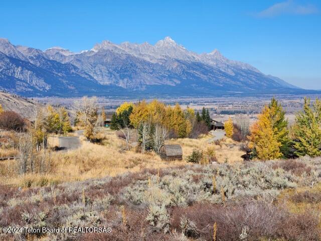 1668 N EAST BUTTE Road, 3146-47