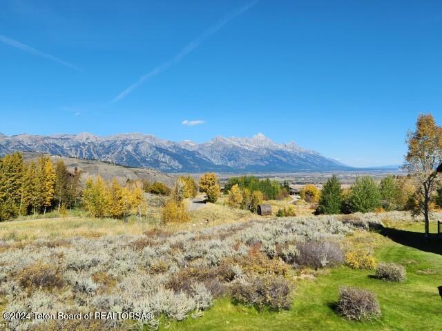 1668 N EAST BUTTE Road, 3146-47