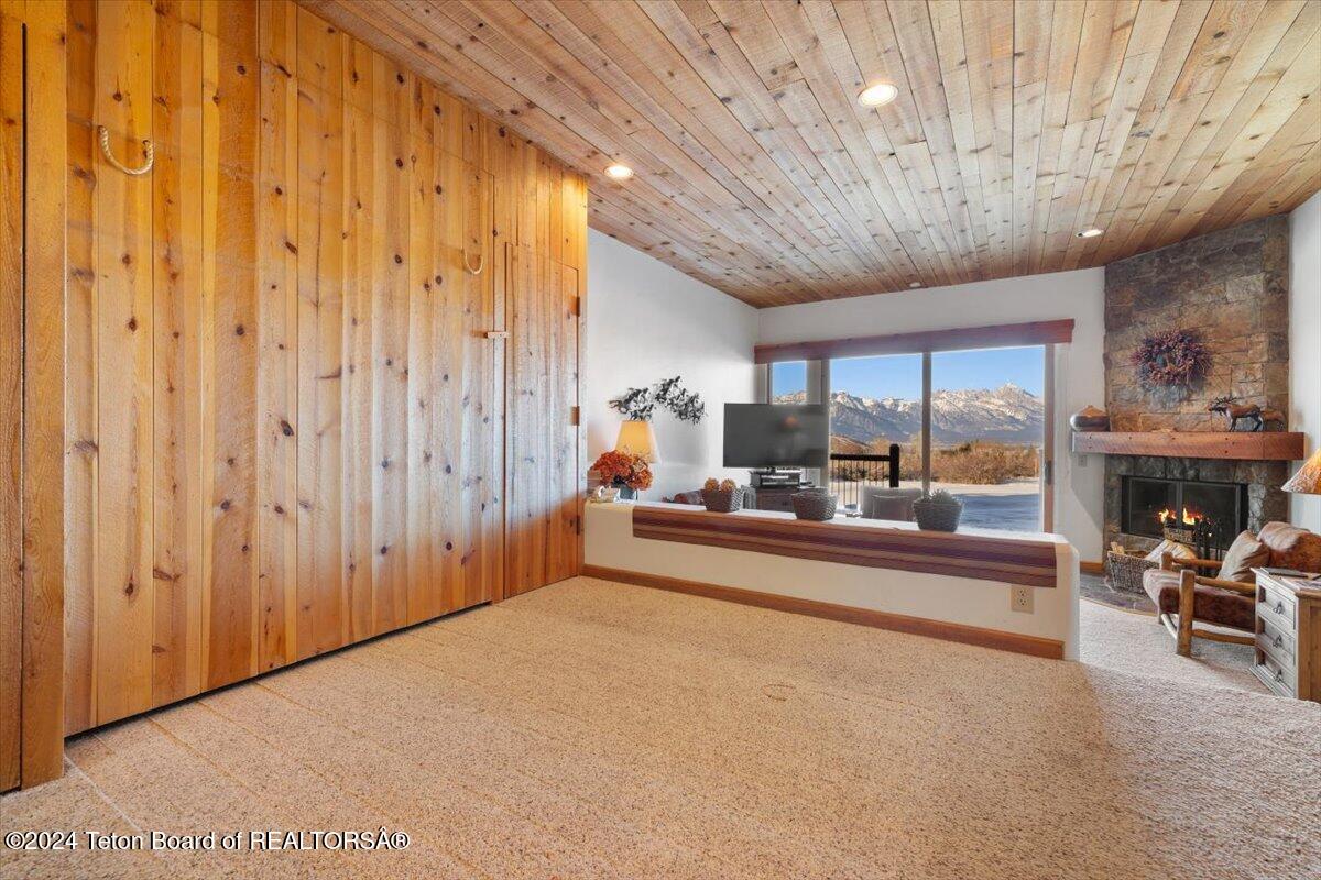 1668 N EAST BUTTE Road, 3146-47