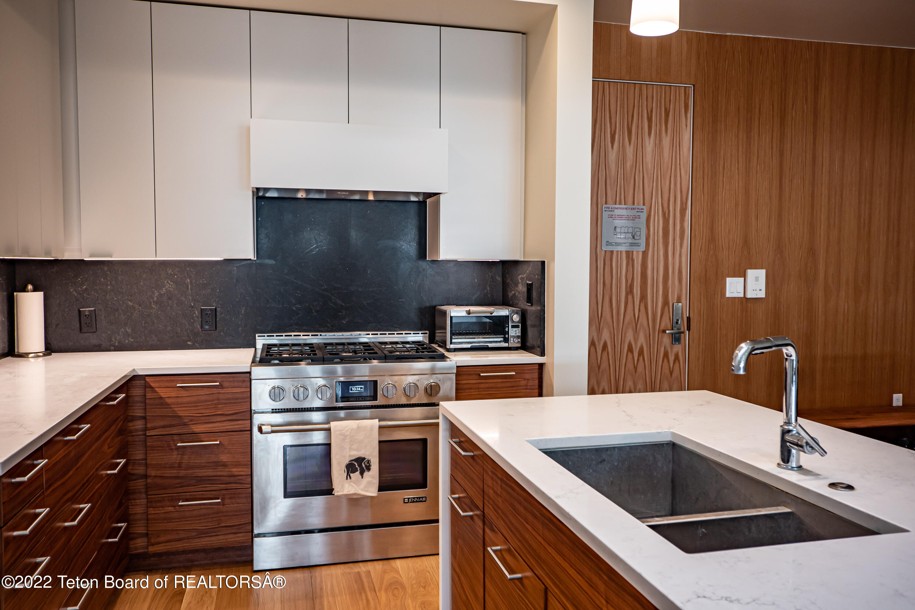 680 S CACHE #502 Street