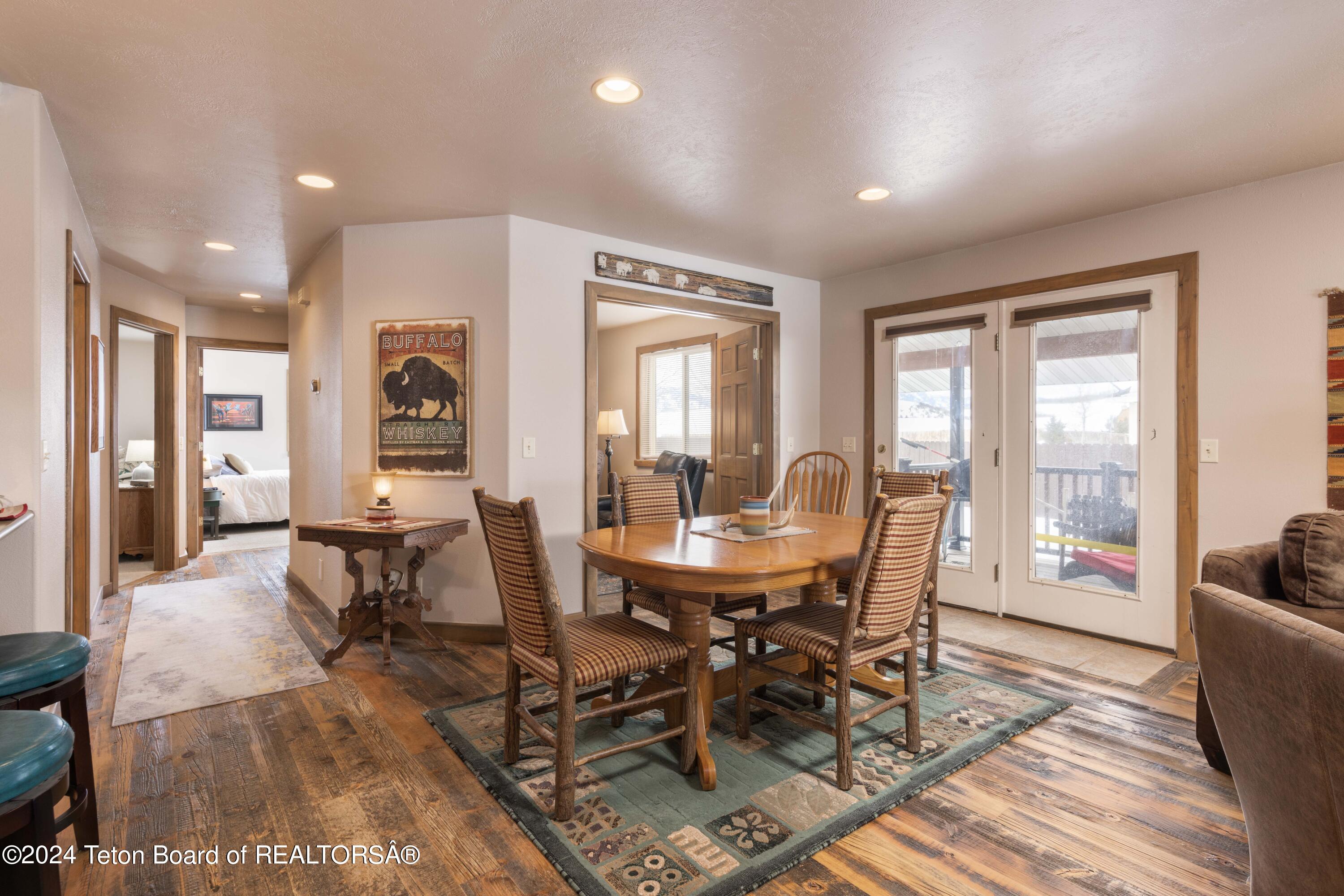 302 BEAR HOLLOW Circle