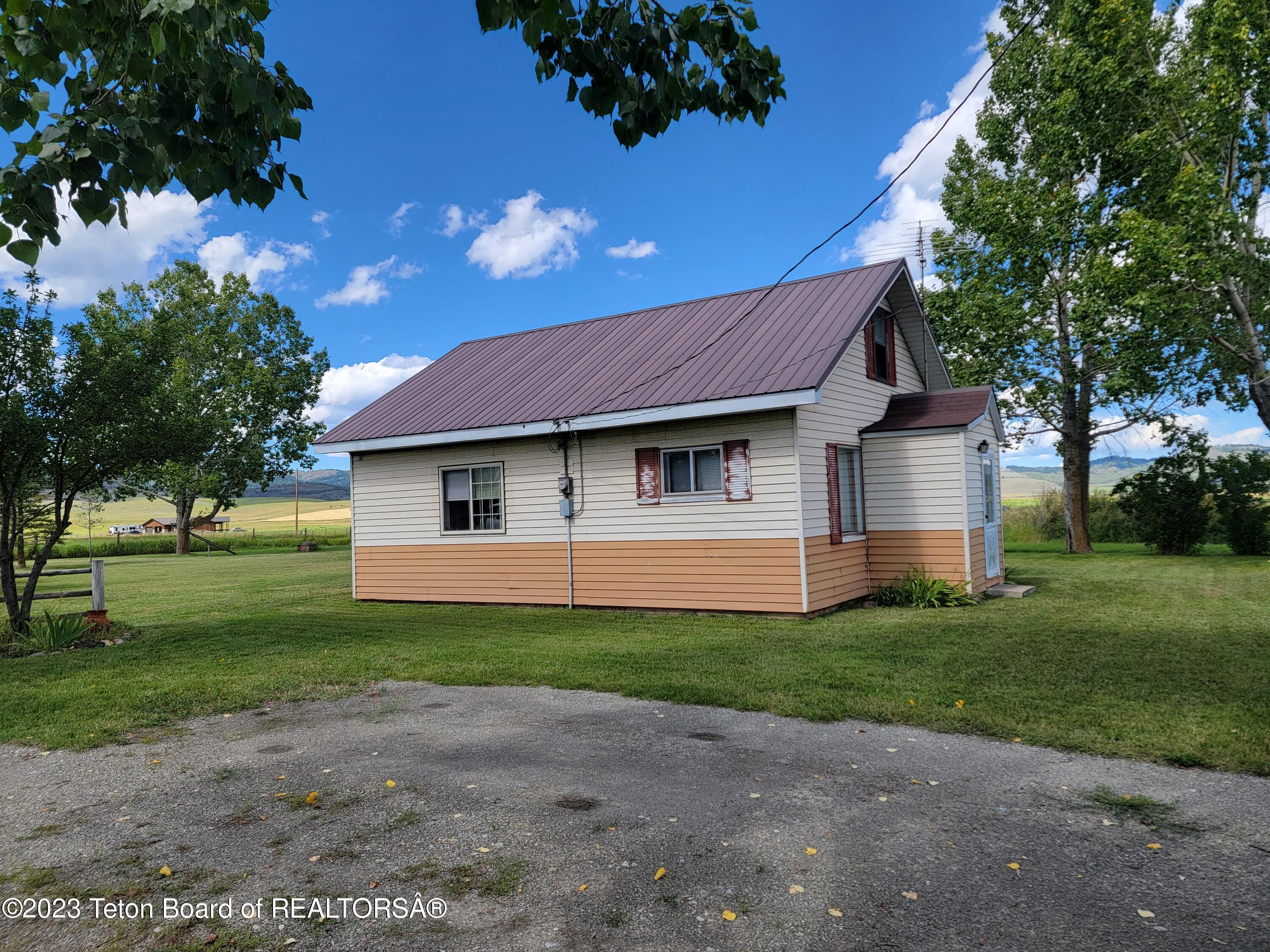 697 TOMS CANYON ROAD