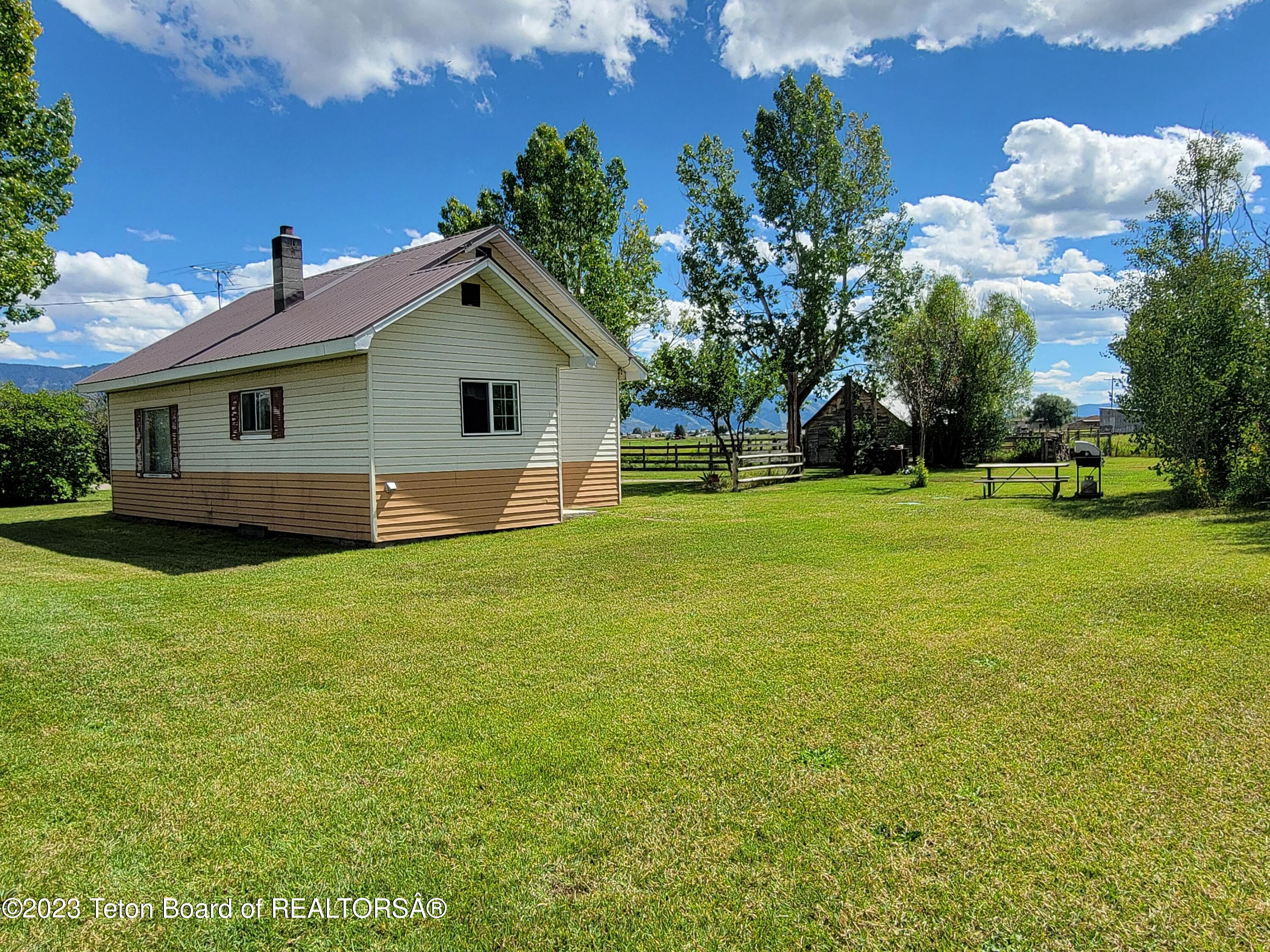 697 TOMS CANYON ROAD