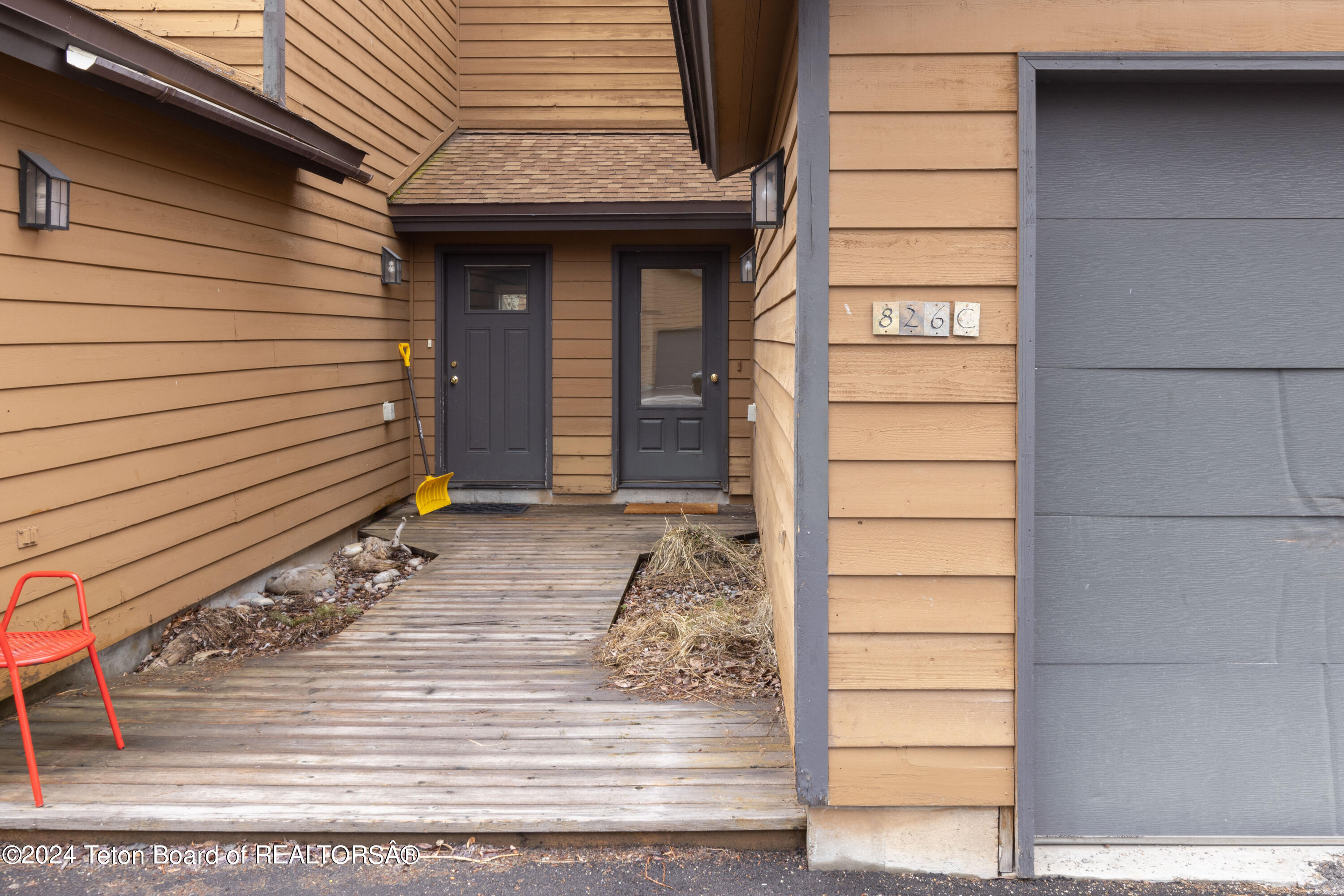 826 POWDERHORN Lane, C