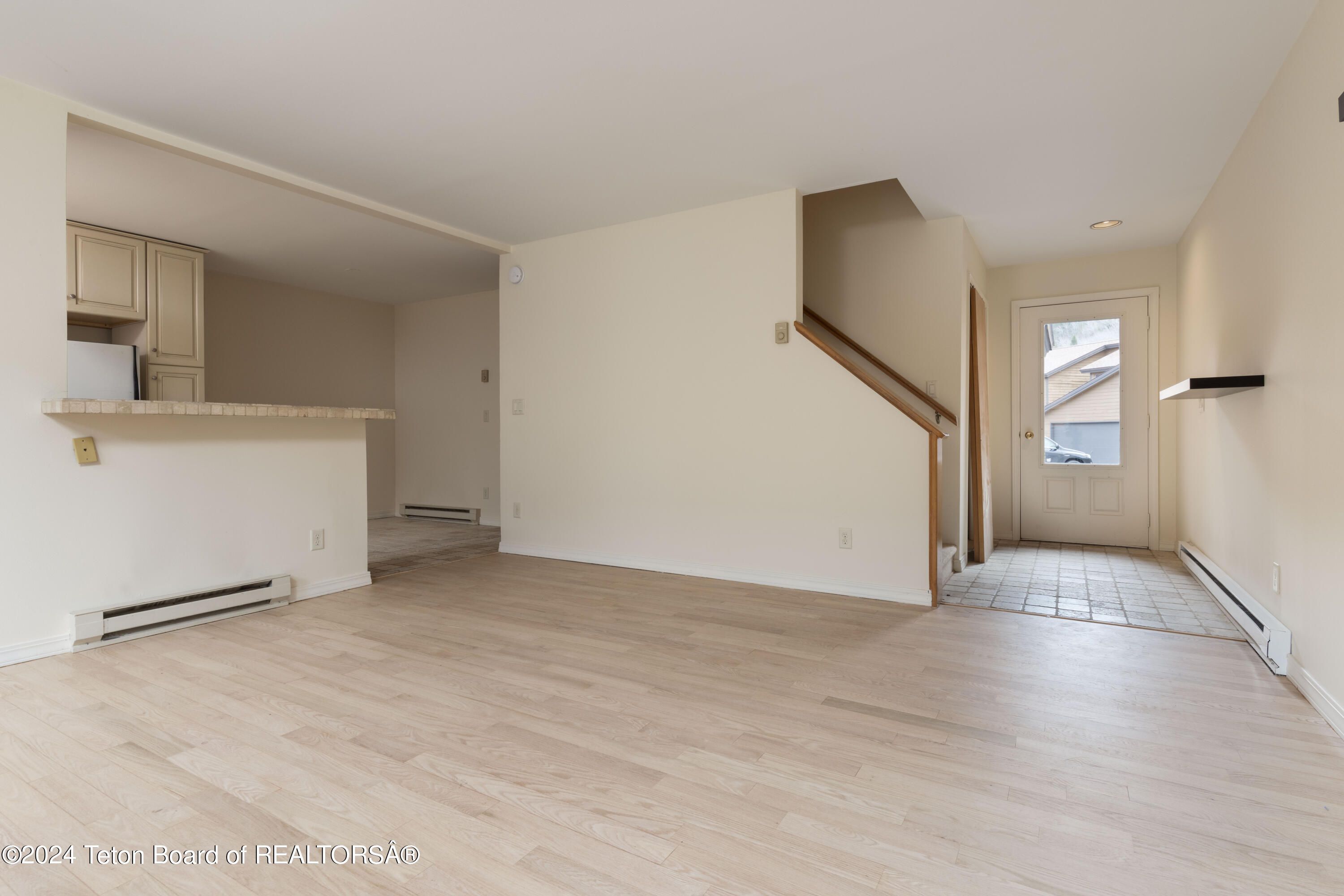 826 POWDERHORN Lane, C