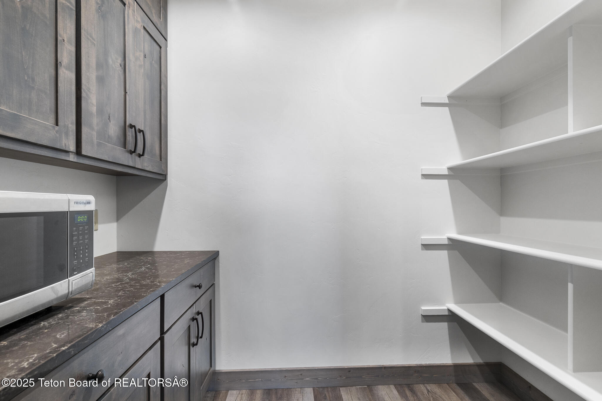 85 STRAWBERRY HILLS Drive