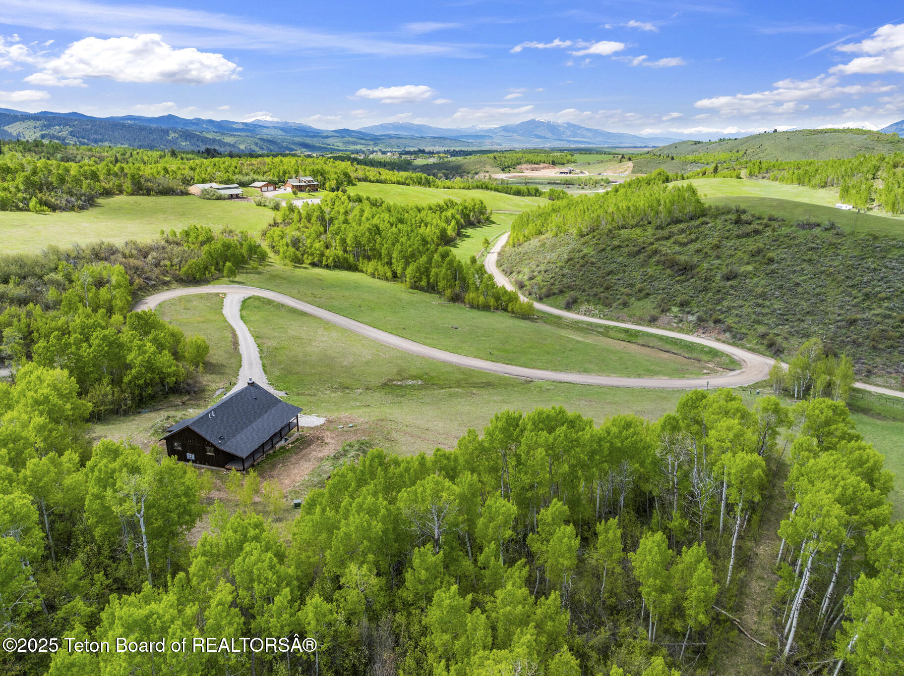 85 STRAWBERRY HILLS Drive