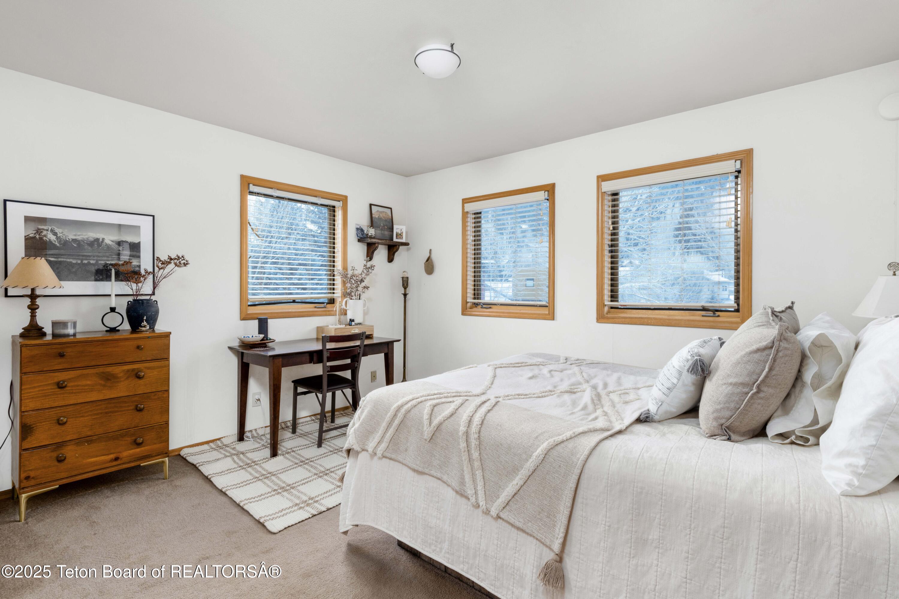 635 S MILLWARD Street, A