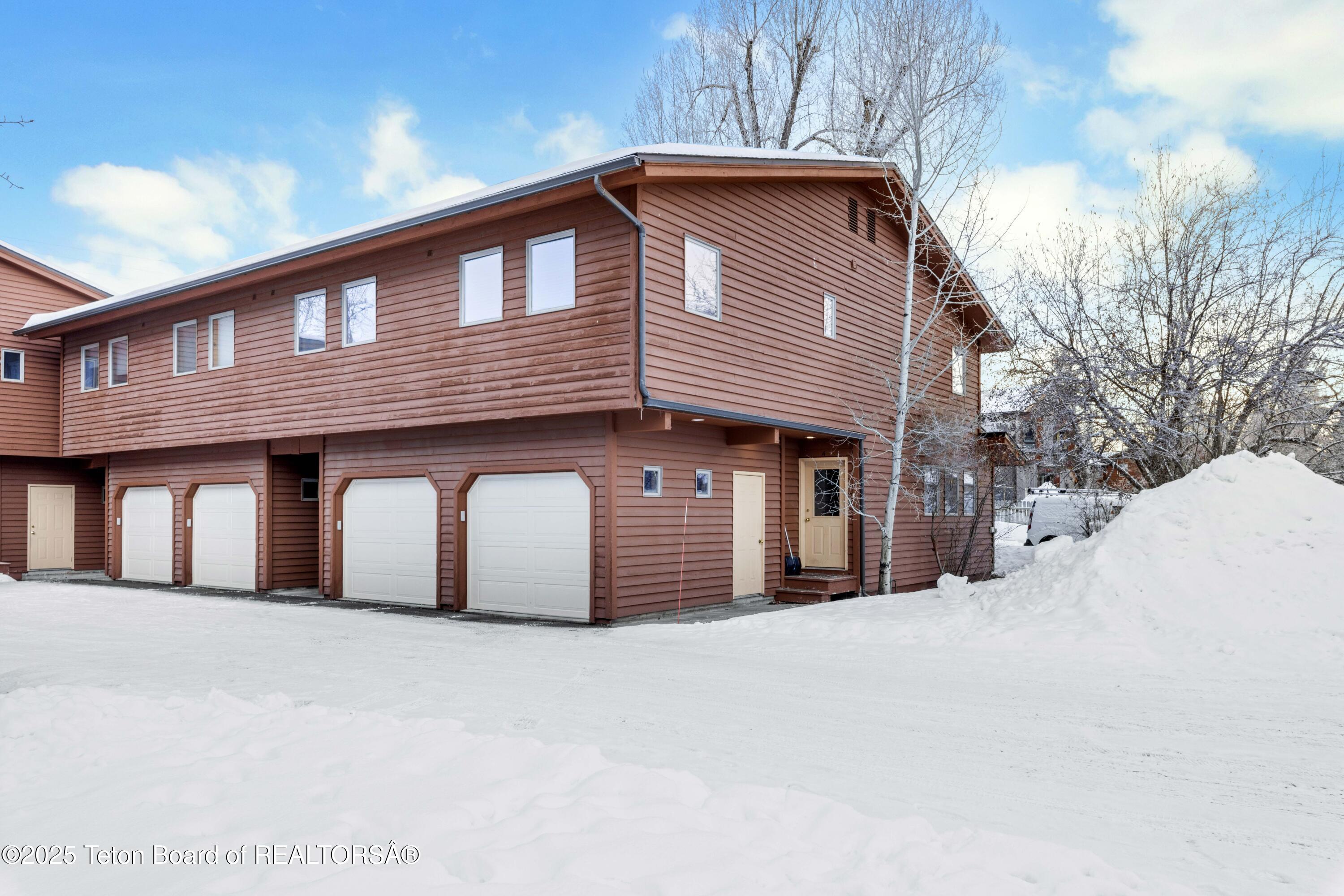 635 S MILLWARD Street, A