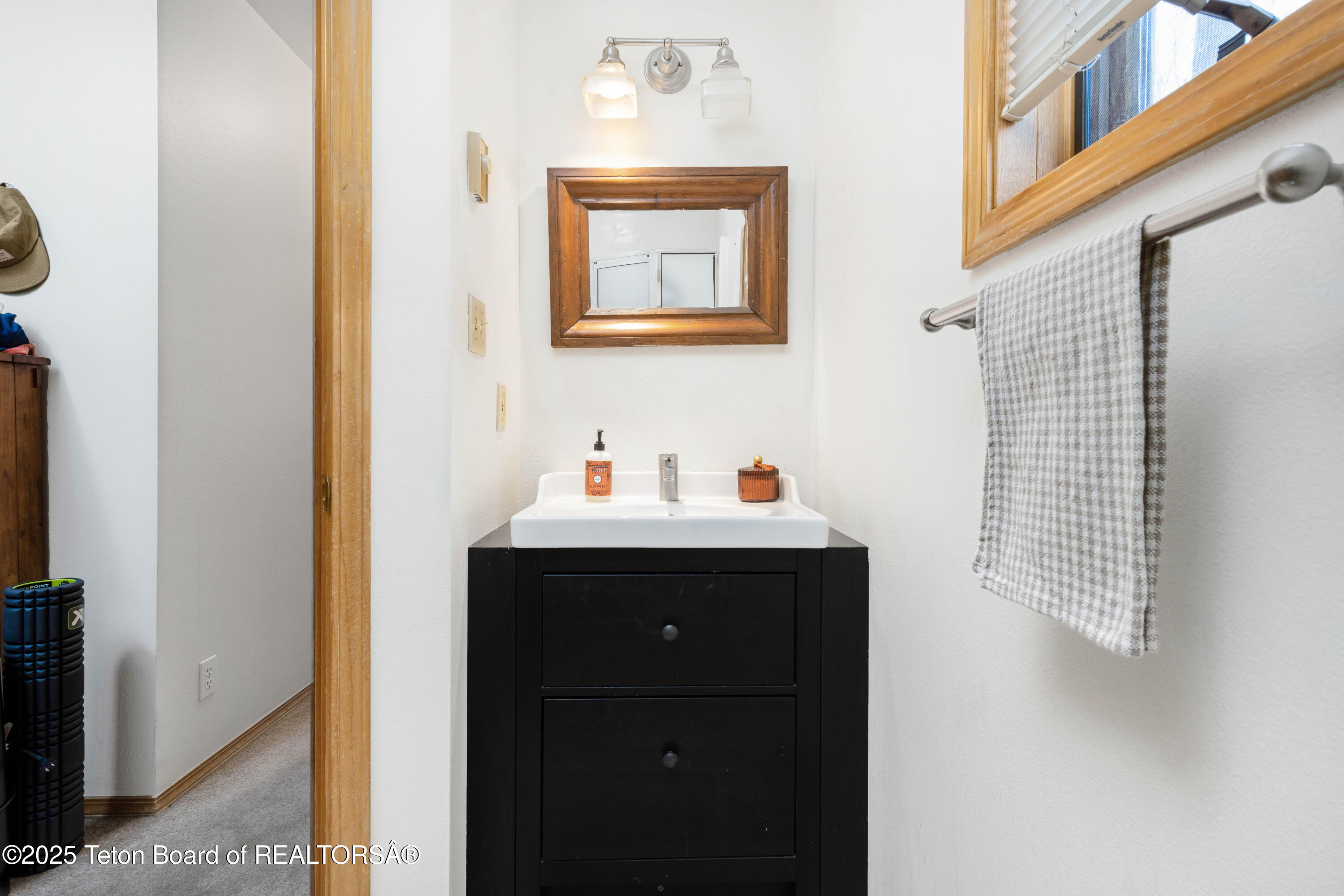 635 S MILLWARD Street, A