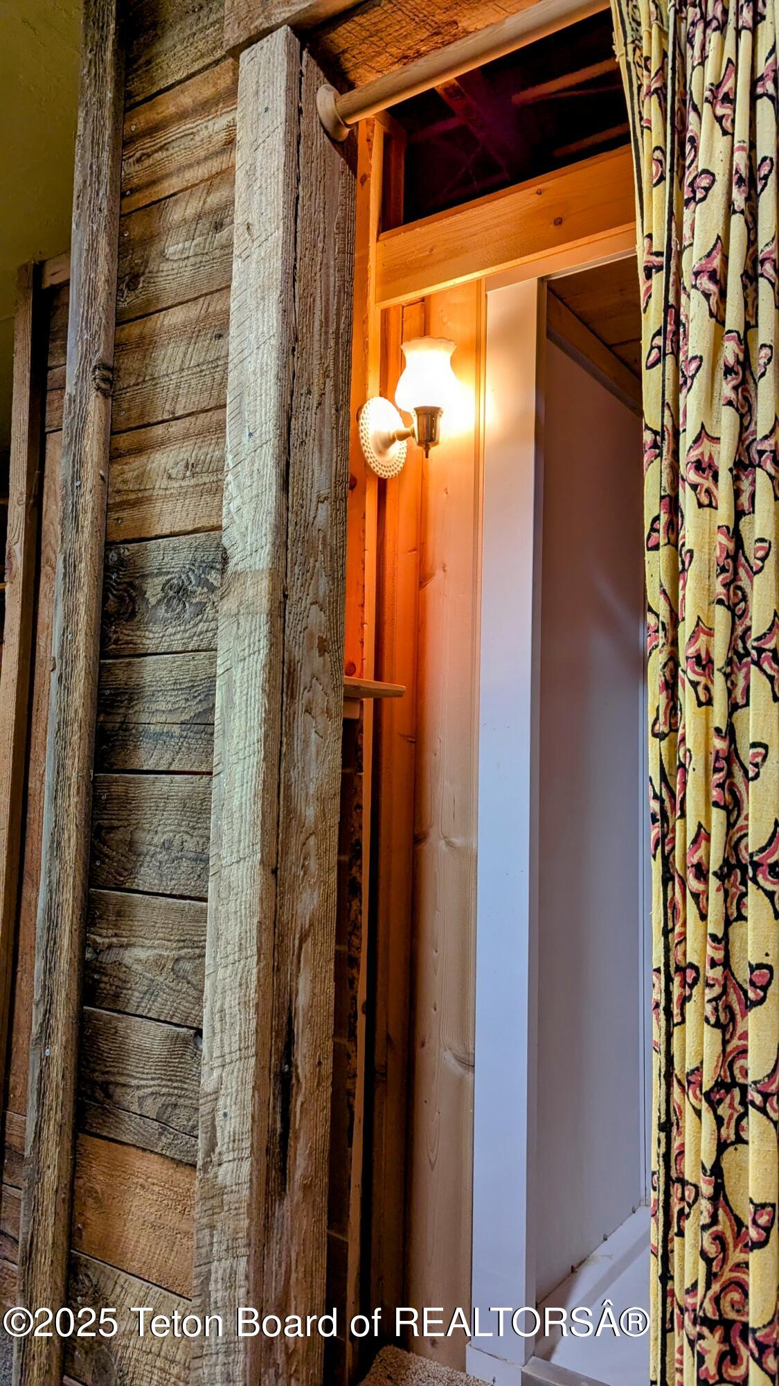 10559 RAMMELL MOUNTAIN Road