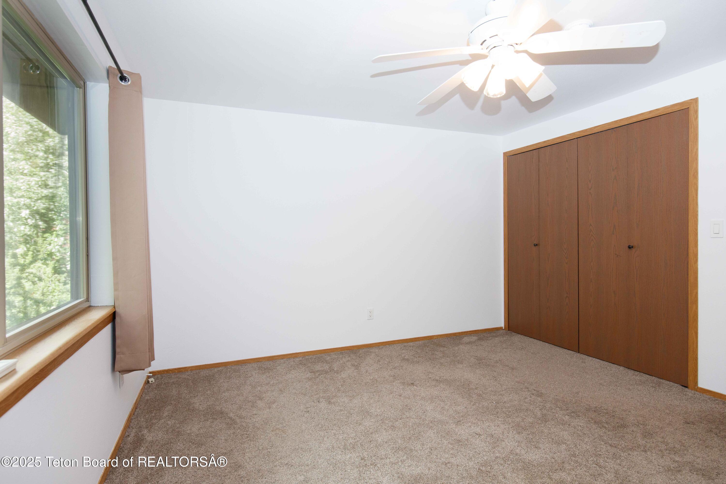 365 N GLENWOOD Street, H