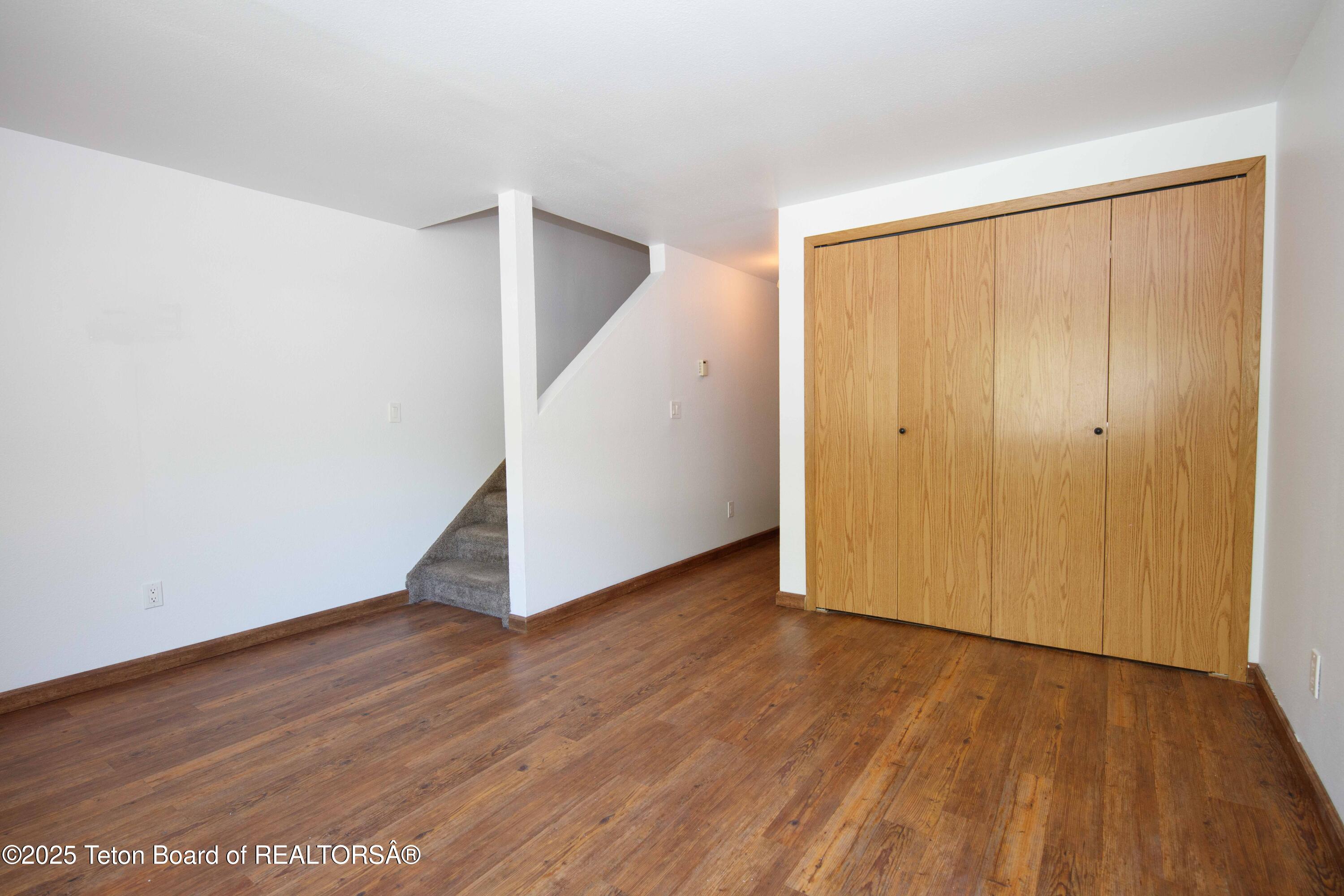 365 N GLENWOOD Street, H