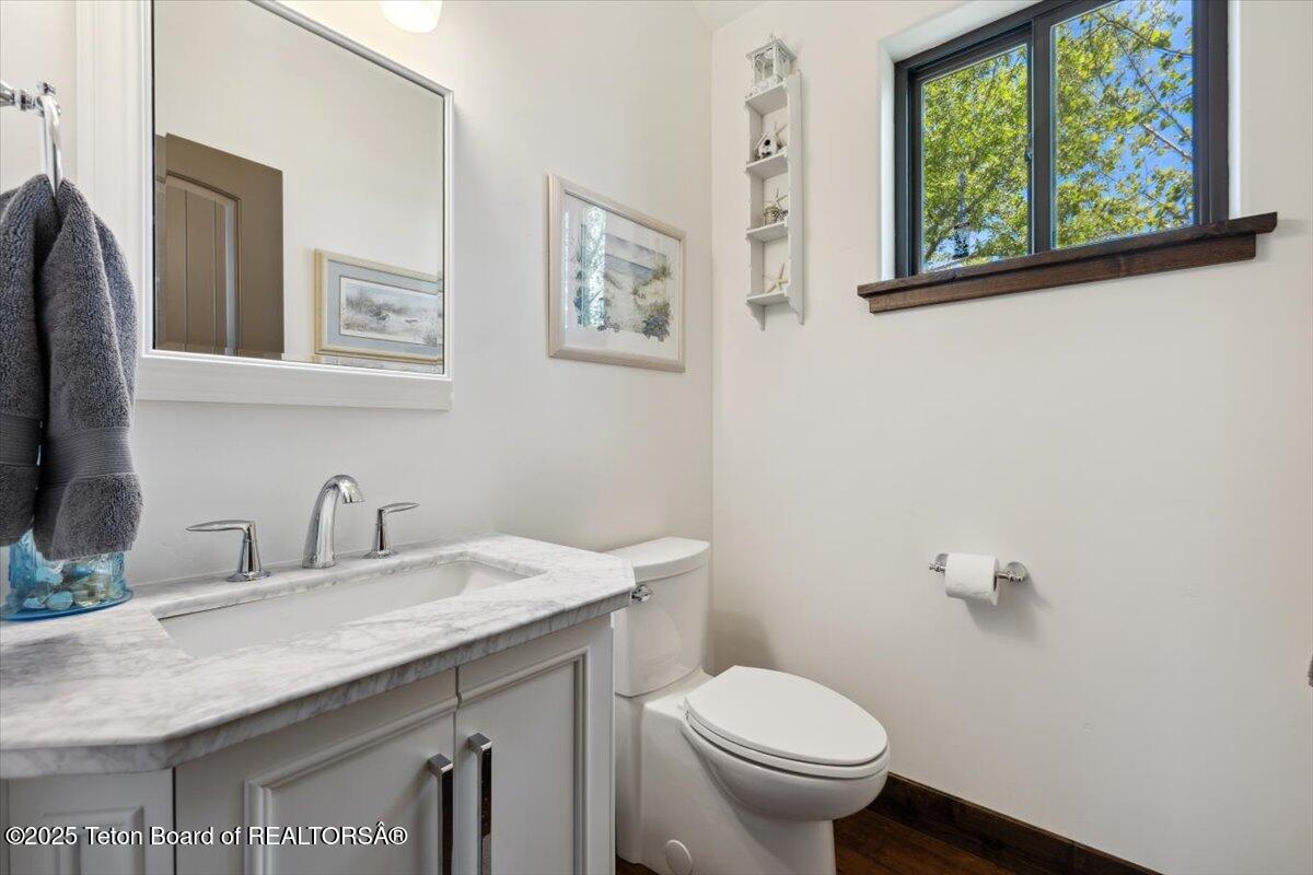 6895 E LITTLE SCHOOL Road