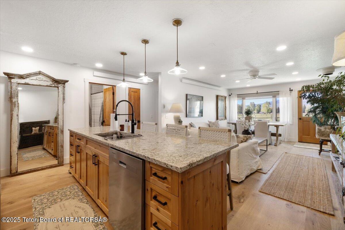 3455 S TENSLEEP Drive, 19