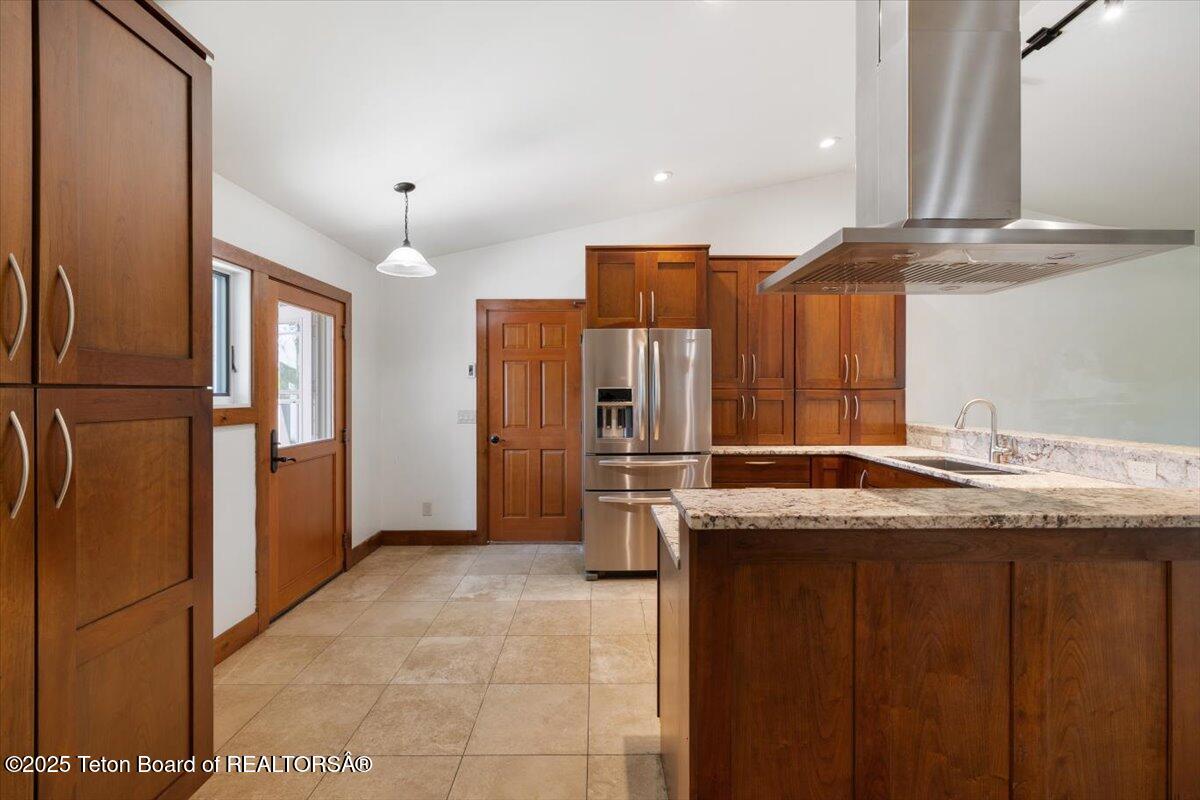 3008 ALPINE VIEW Lane