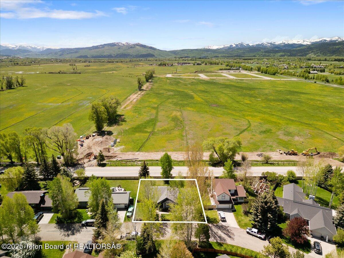 3008 ALPINE VIEW Lane