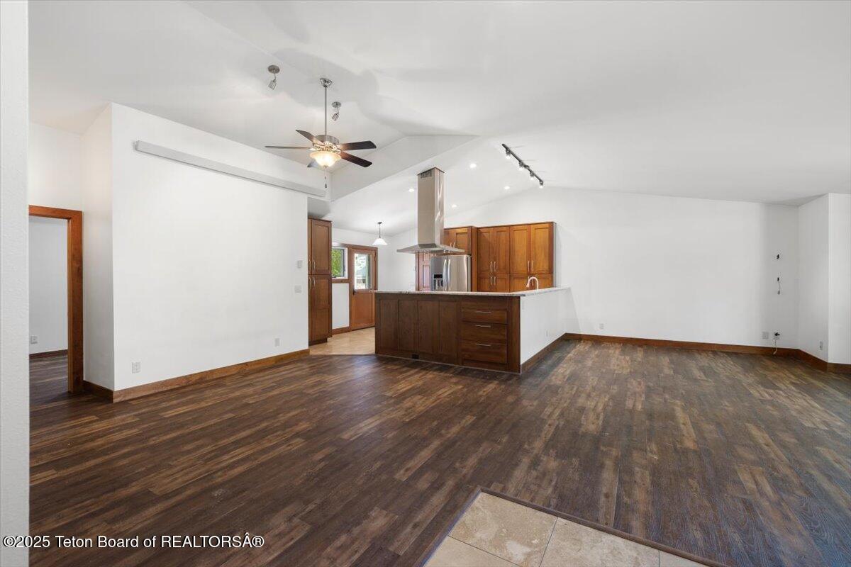 3008 ALPINE VIEW Lane