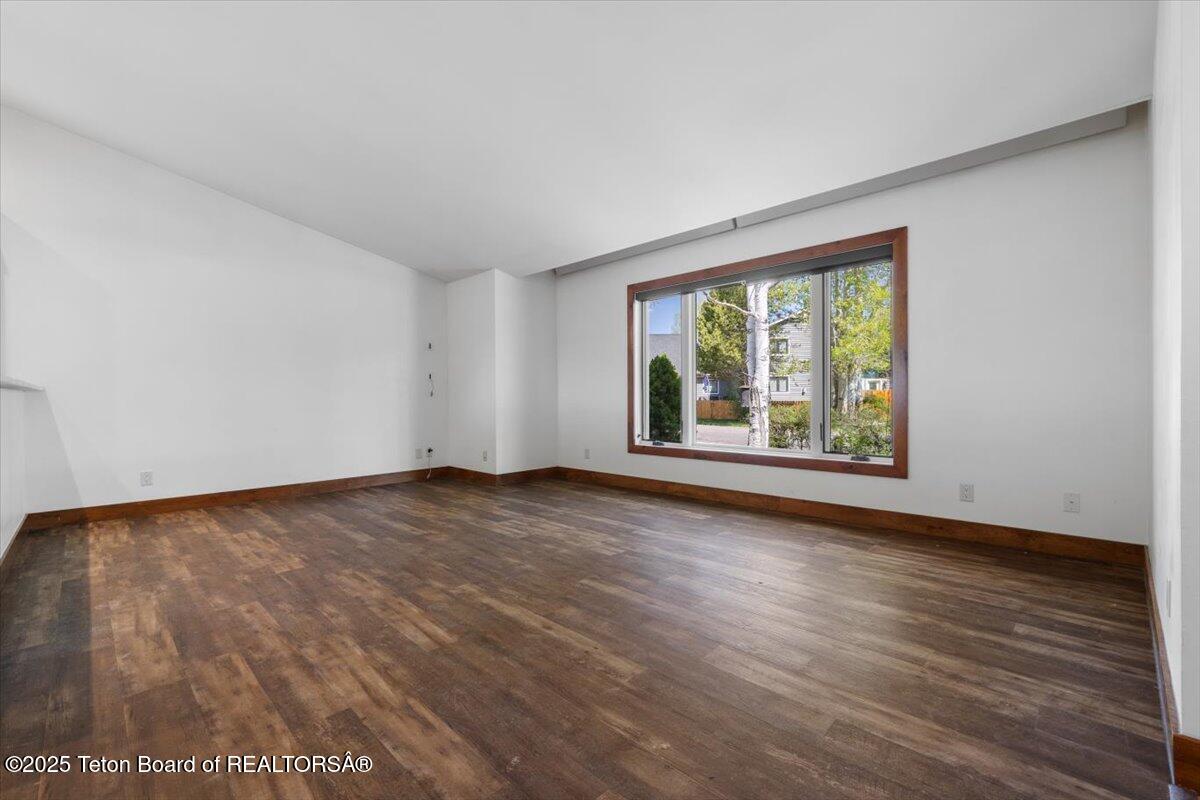 3008 ALPINE VIEW Lane